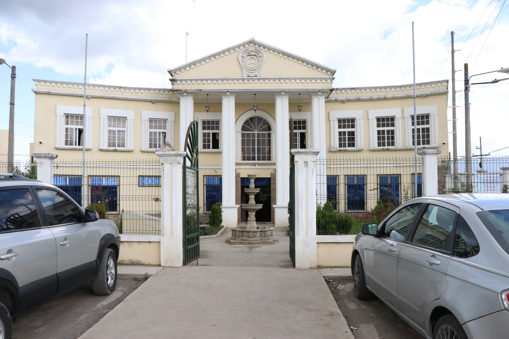 Desde 1919 la empresa le pertenece a la Municipalidad de Quetzaltenango y es la encargada de brindar el servicio de luz a la ciudad. (Foto Prensa Libre: Archivo) 