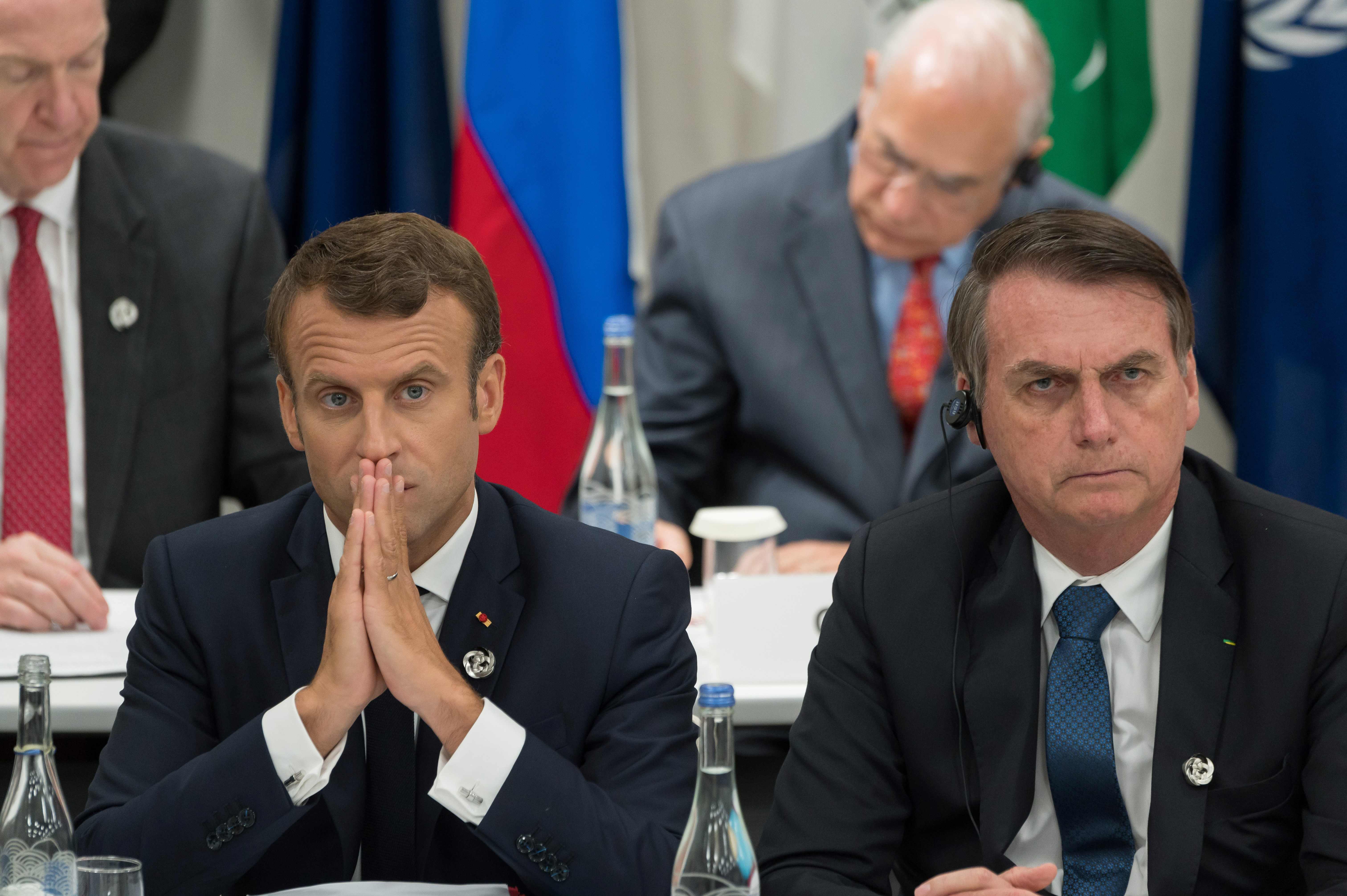 Macron y Bolsonaro, en junio de 2019, durante la cumbra del 20 en Osaka. (Foto Prensa Libre: Hemeroteca PL)