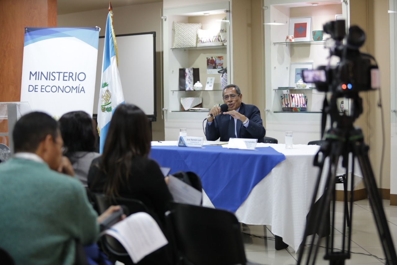 José Ramón Lam, viceministro de Inversión y Competencia, comentó que durante el XIII Foro Centroamericano de Competencia se analizará la competencia como factor clave de desarrollo económico,  (Foto Prensa Libre: Cortesía Mineco) 