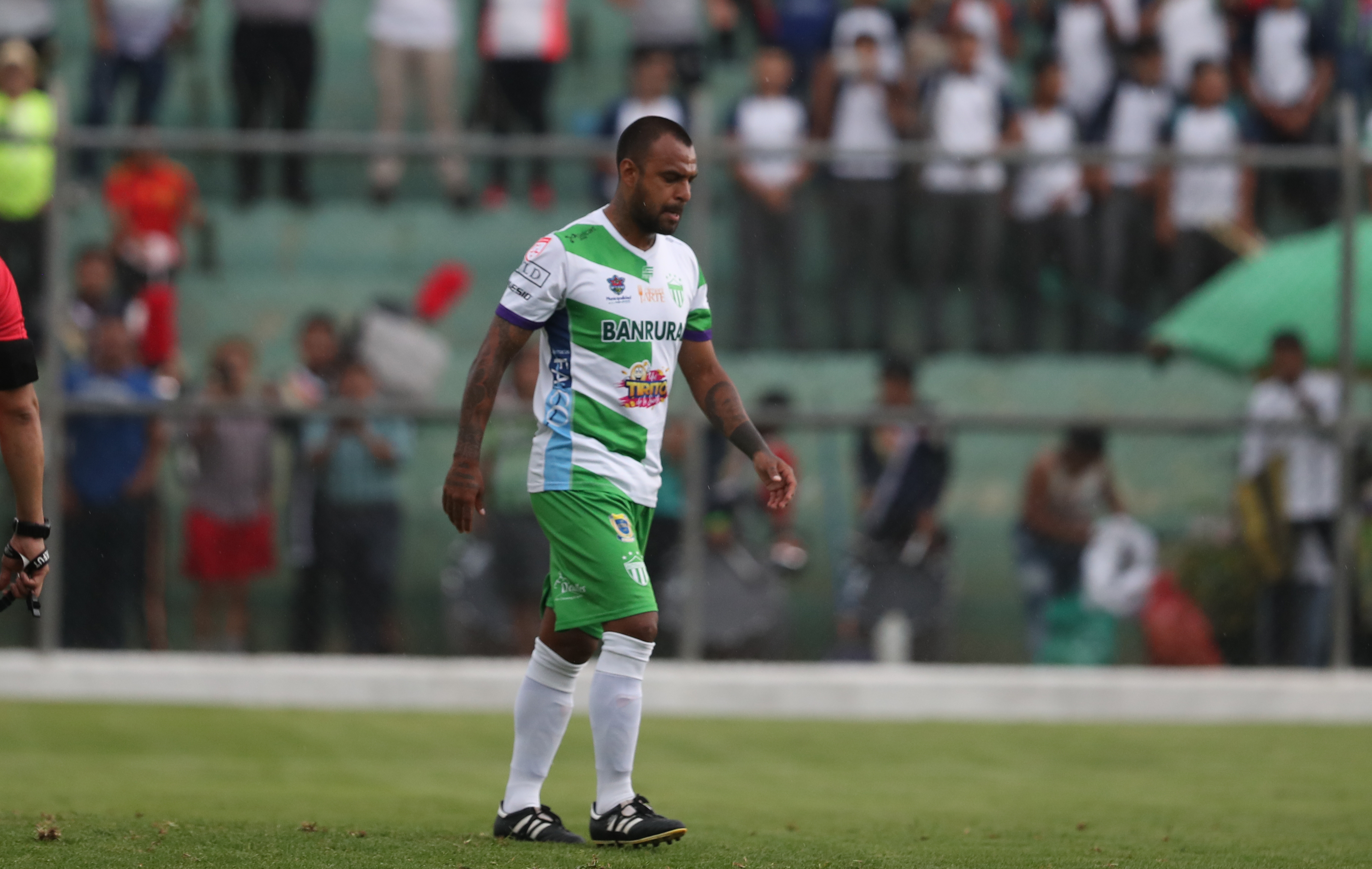 El delantero mexicano Édgar Pacheco es una de las nuevas figuras de Antigua GFC. (Foto Prensa Libre: Carlos Vicente)