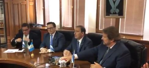 Empresarios se pronuncian respecto de la migración en Centroamérica. (Foto Prensa Libre: Tomada de @CACIFnoticias).