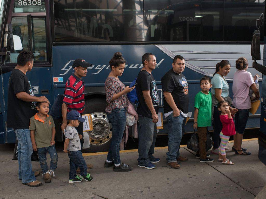 Varios grupos han sido liberados por autoridades mexicanas de las garras de extorsionistas. (Foto de referencia: AFP)