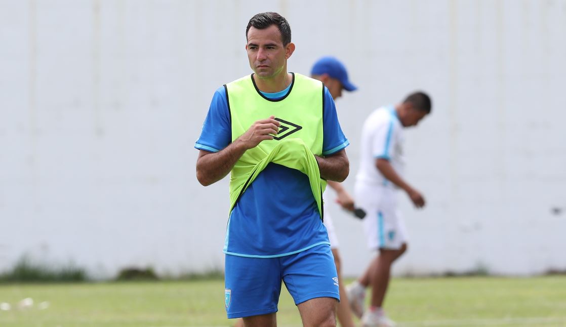 Marco Pappa durante el entrenamiento de la Selección Nacional. El volante ya se encuentra bien de salud. (Foto Prensa Libre: Francisco Sánchez).