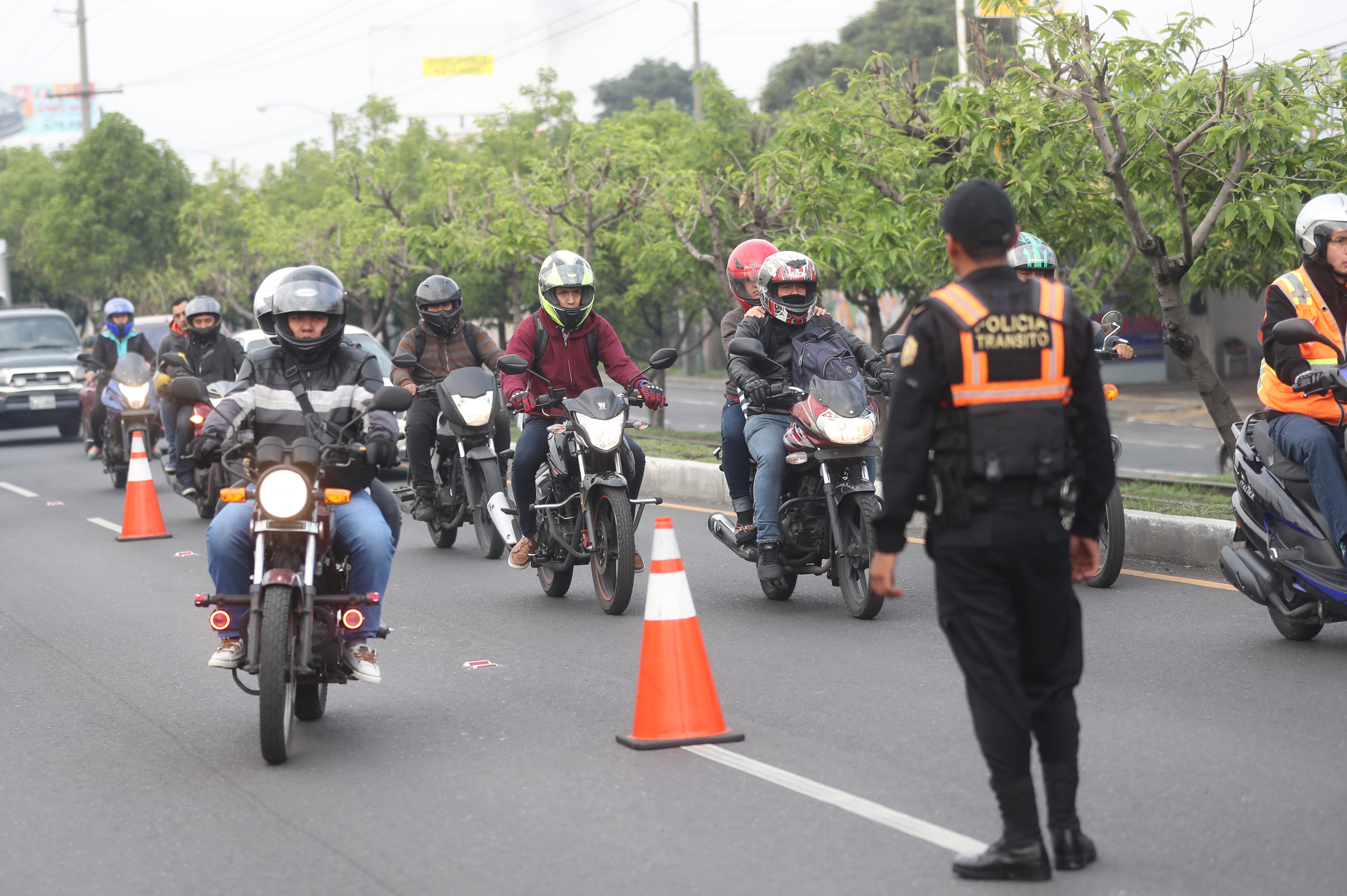 Las motocicletas representan el 40% del parque vehicular activo, con 1.4 millones de unidades, según el Registro Fiscal de Vehículos de la SAT. (Foto Prensa Libre: Hemeroteca)