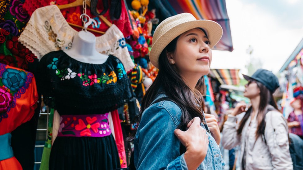 BBC Mundo entrevistó a 16 extranjeros que viven en la Ciudad de México y que hablan de las cosas que más les gustan y las que más les disgustan de vivir en allí.