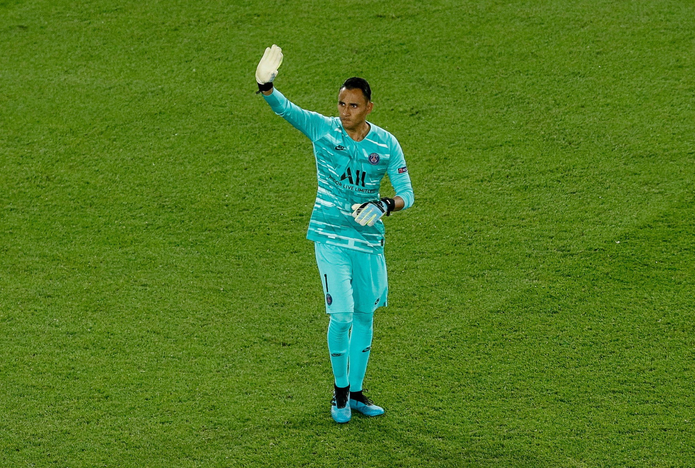 Keylor Navas está ilusionado con su nueva aventura en el PSG. (Foto Prensa Libre: EFE)