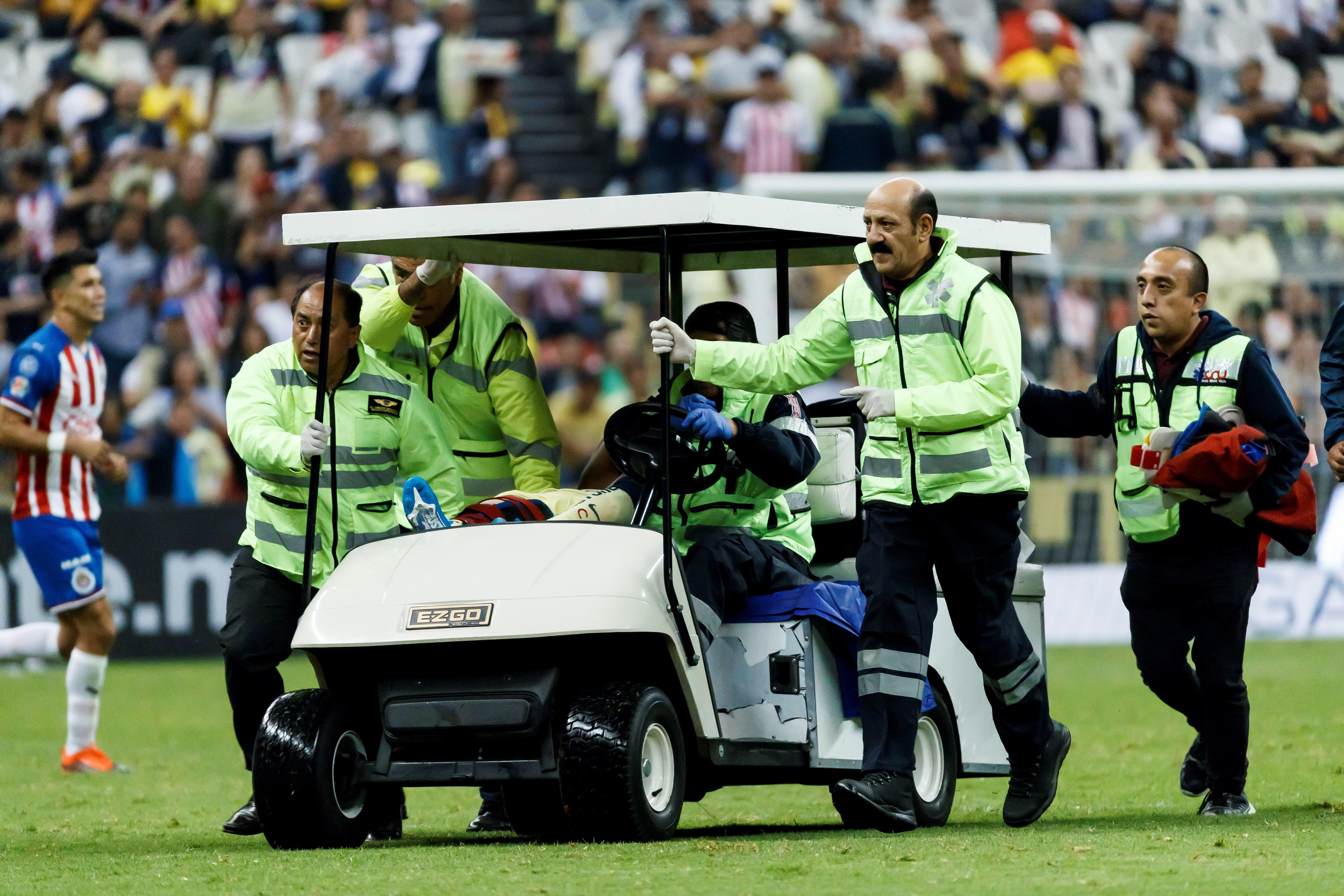 Giovani Dos Santos pasará seis semanas fuera de las canchas. (Foto Prensa Libre: Hemeroteca PL)