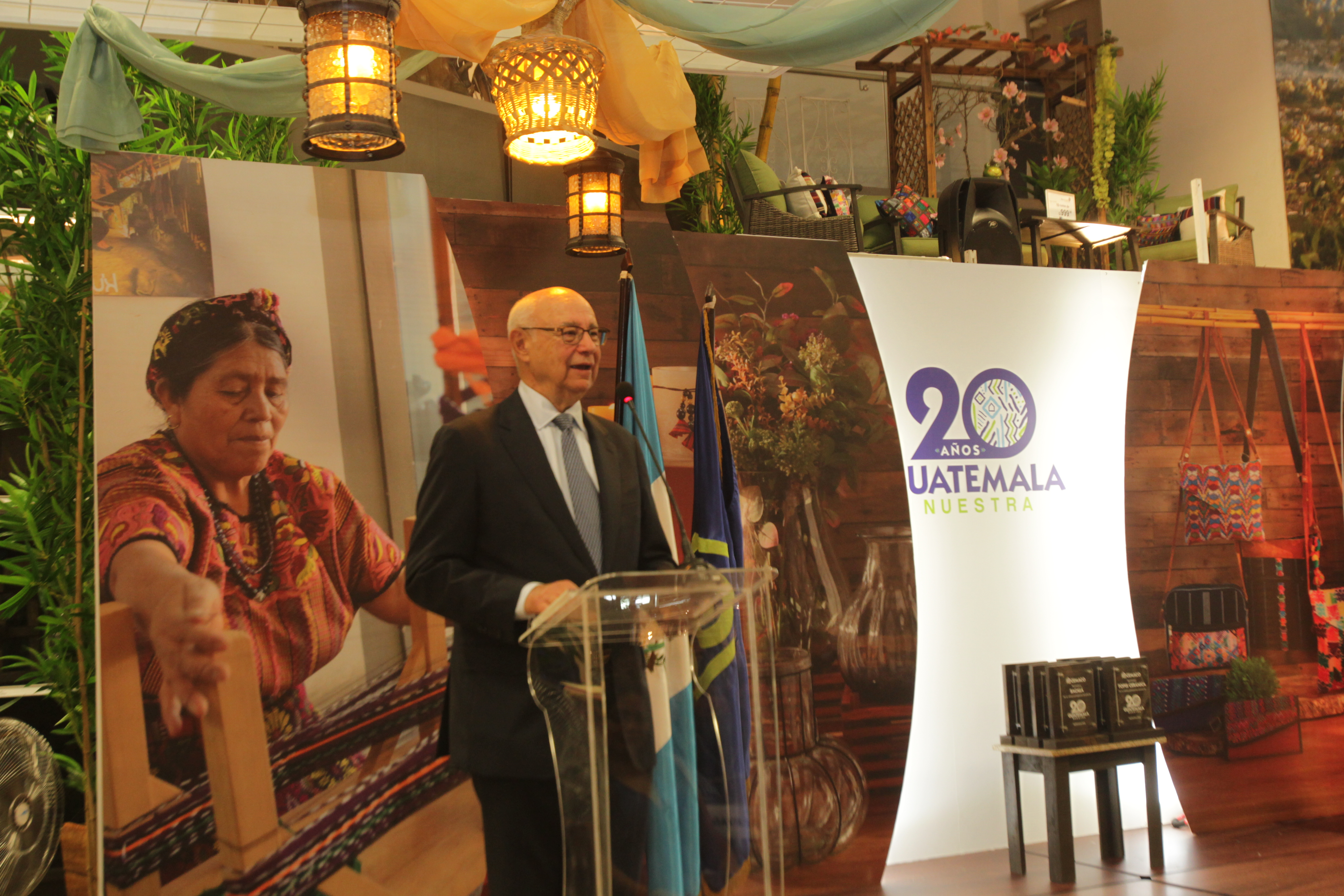 Cemaco inauguró el Festival Guatemala Nuestra, que promociona artículos de artesanos guatemaltecos. Foto Norvin Mendoza