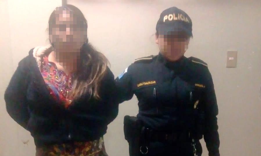 Josefina Martínez Zacarías, que se fugó de la cárcel preventiva en Santa Eulalia, Huehuetenango, se entregó a la justicia. (Foto Prensa Libre: Cortesía)