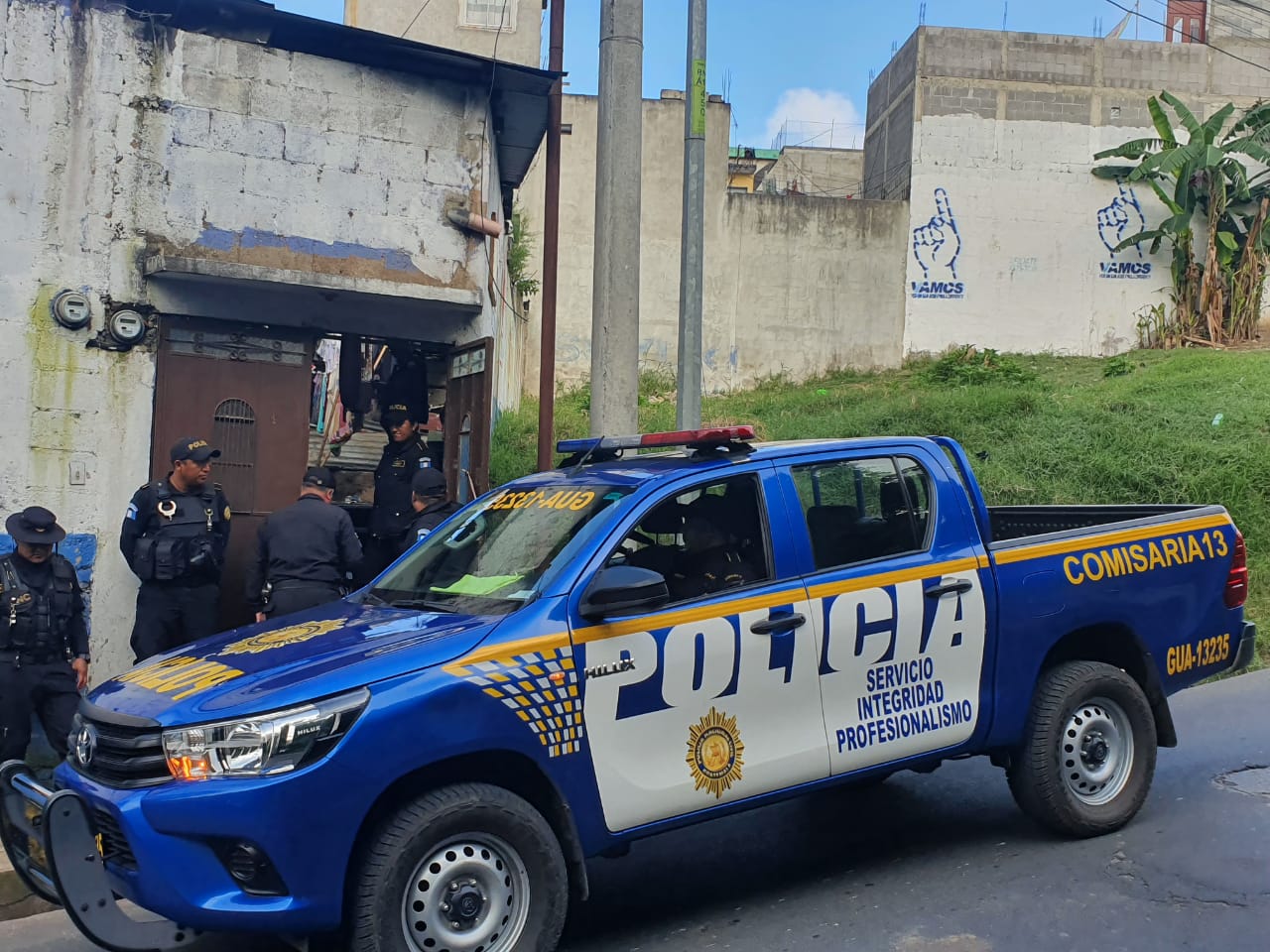 La PNC y el MP hicieron nueve allanamientos contra bandas de extorsionistas. (Foto Prensa Libre: PNC)