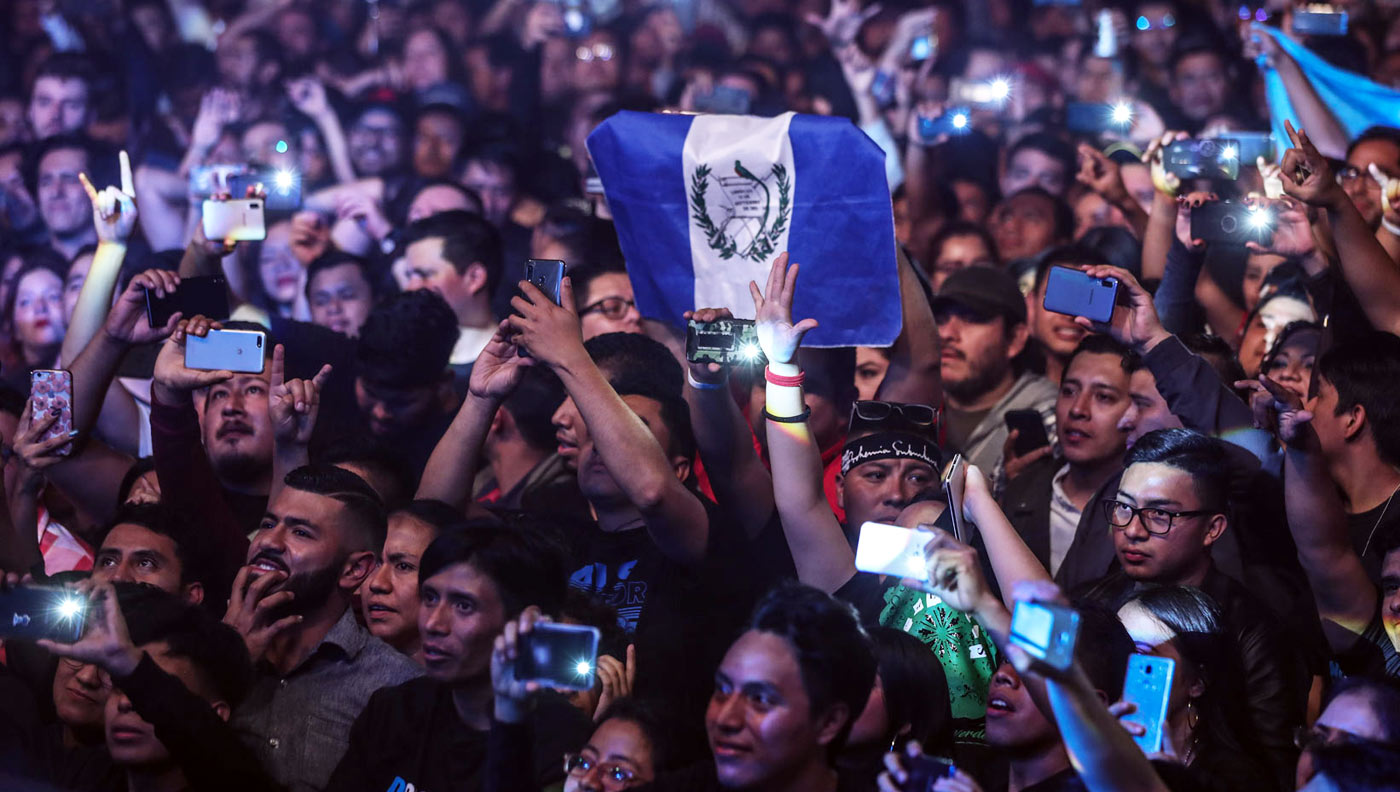 Durante ocho horas, varios músicos guatemaltecos celebraron la Independencia del país en el Parque de la Industria. (Foto Prensa Libre: Keneth Cruz)