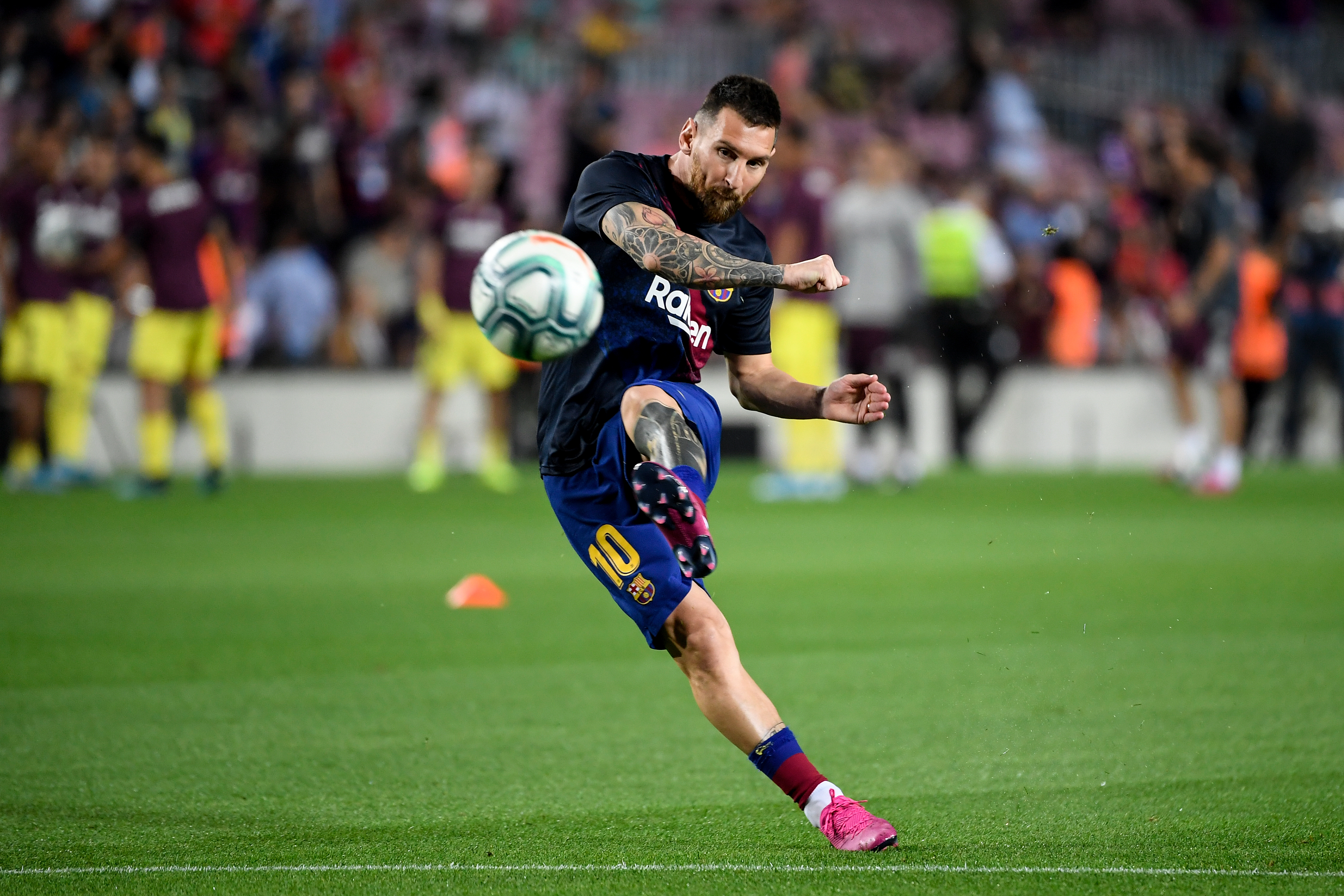 Frenkie de Jong considera que Lionel Messi merece ganar el Balón de Oro. (Foto Prensa Libre: AFP) 