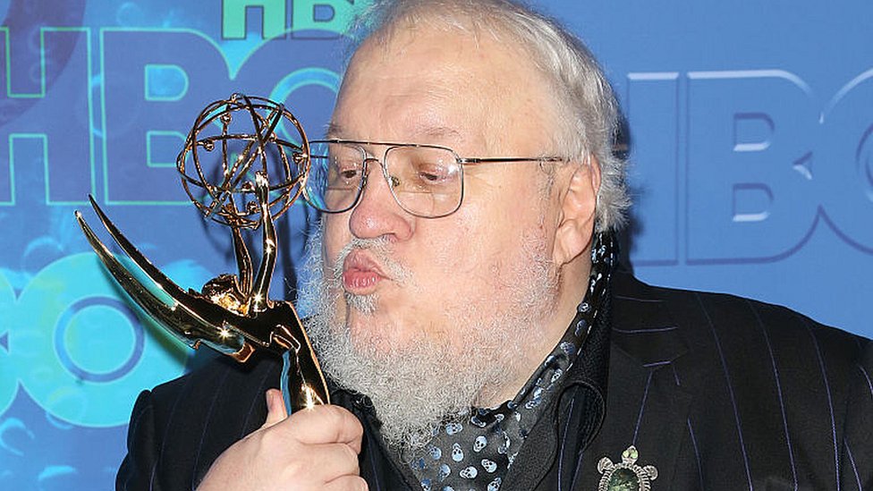 George RR Martin es el autor y creador de Game of Thrones.