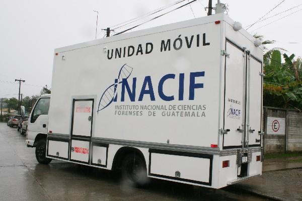 Las unidades móviles del Inacif se llevan a lugares afectados por desastres naturales o de grandes magnitudes. (Foto Prensa Libre: Hemeroteca PL)