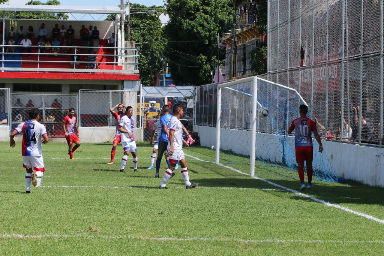 El Deportivo Iztapa venció a Xelajú MC. (Foto Prensa Libre: Carlos Paredes)