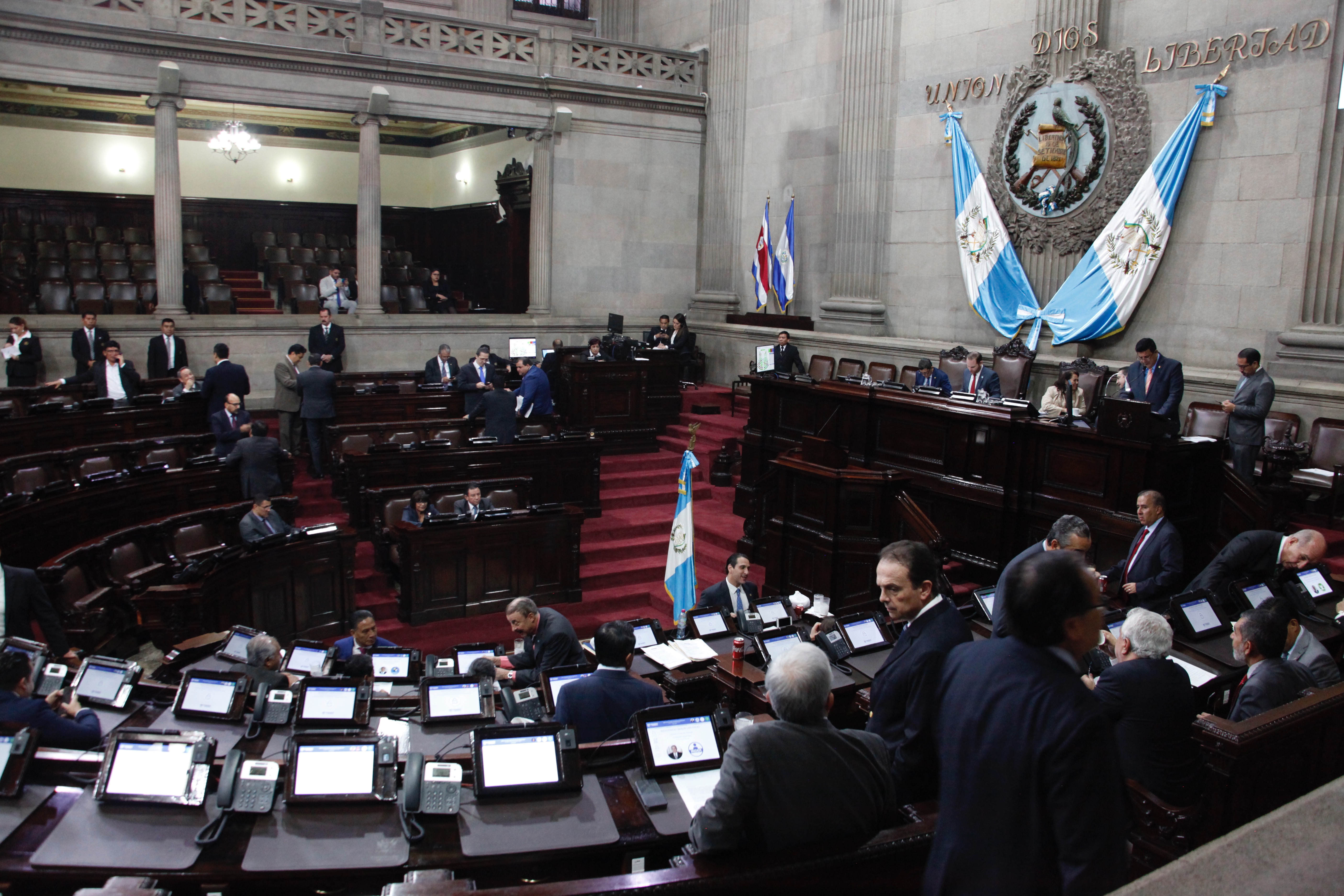 Los diputados han evitado dar una postura al respecto y aseguran que falta mayor debate. (Foto Prensa Libre: Hemeroteca PL)