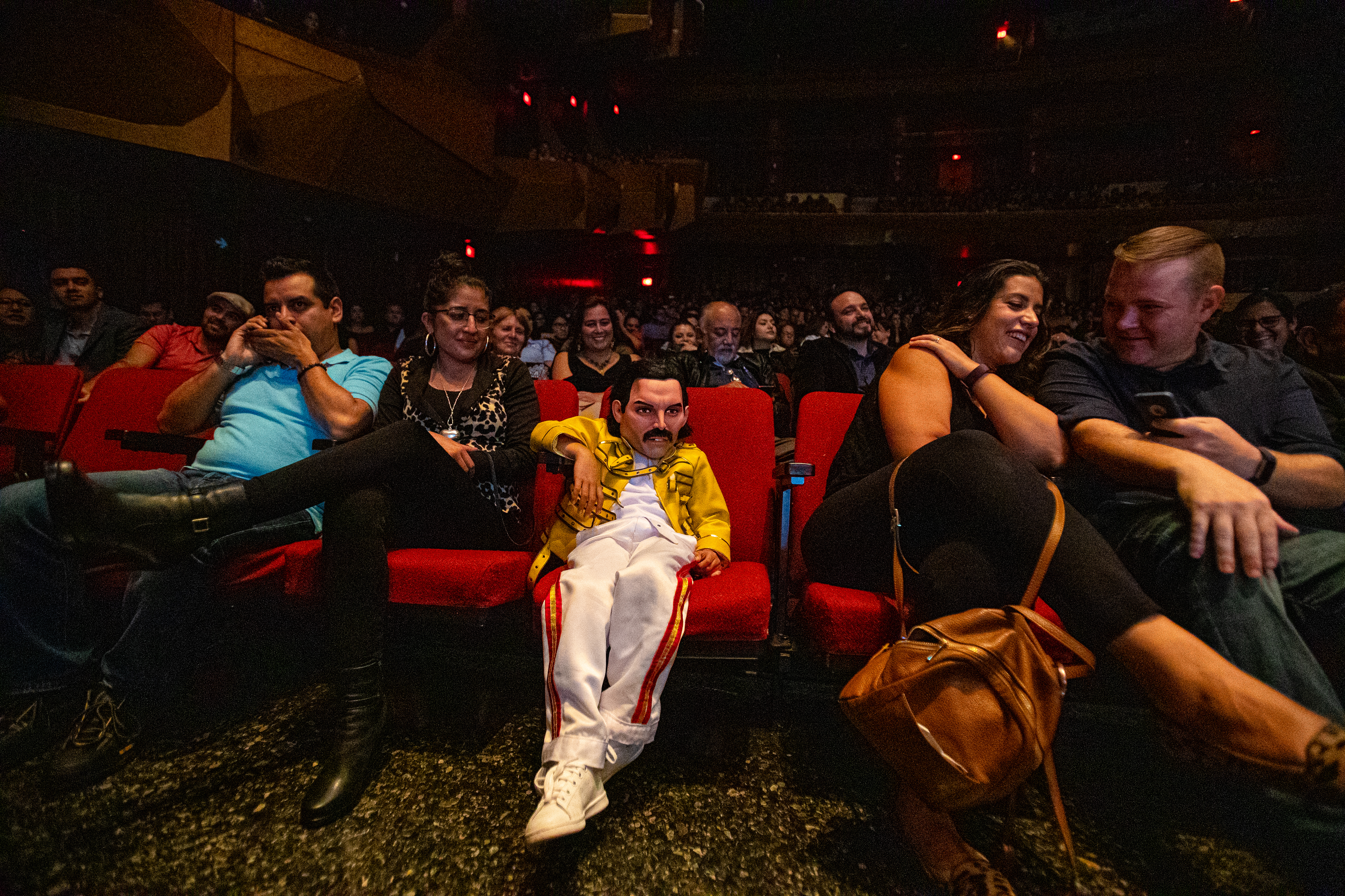 Una excelente presentación en el tributo a la banda británica Queen de parte de la Sinfónica Nacional. Fotografía Prensa Libre: Juan Diego González