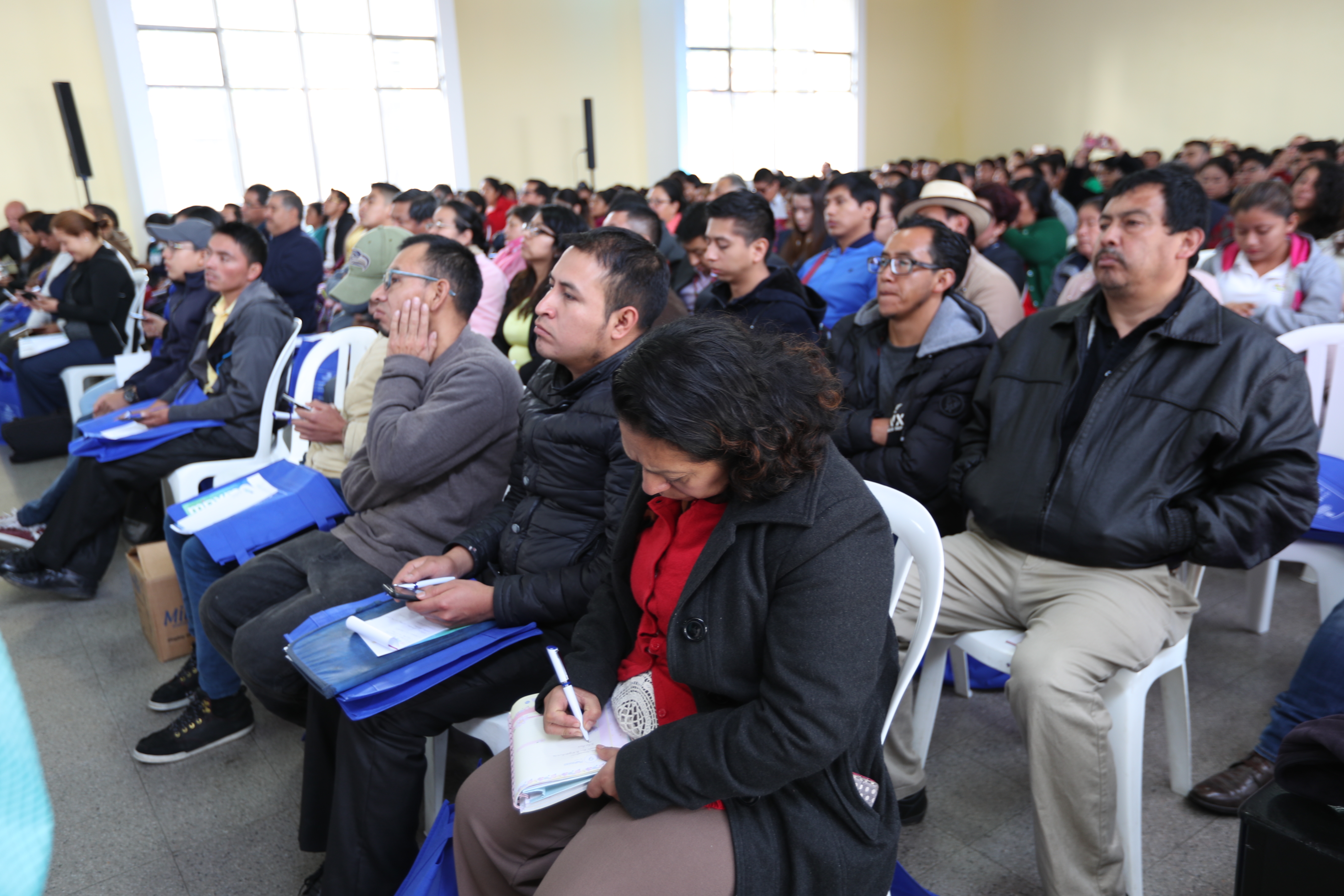 Emprendedores de la región recibieron capacitaciones para desarrollar sus empresas. (Foto Prensa Libre: María Longo) 