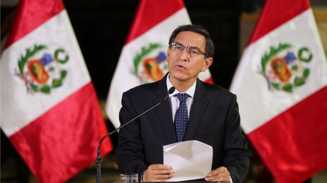 Vizcarra anunció la disolución del Congreso y llamó a la convocatoria de elecciones legislativas. (REUTERS)
