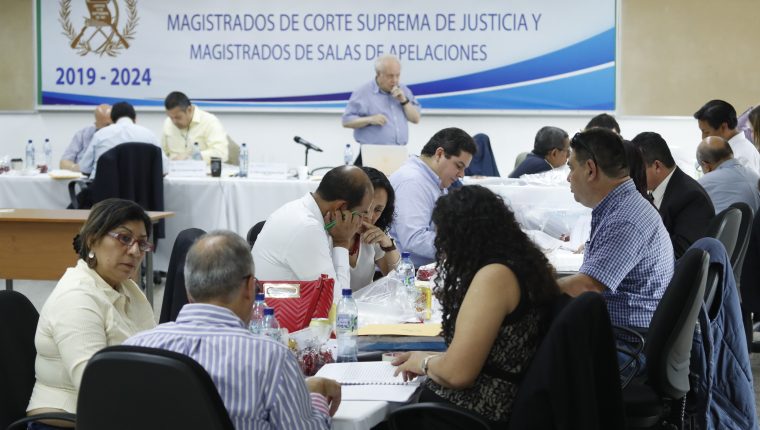 Comisin de Postulacin para eleccin de magistrados de la Corte Suprema de Justicia y Salas de apelaciones. 





 Fotografa Esbin Garca  31-08-2019