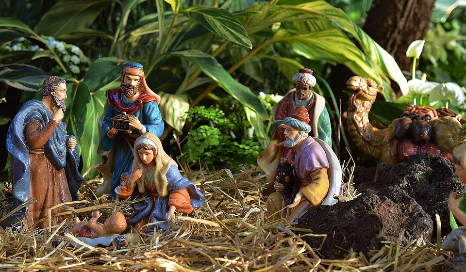 La elaboración del nacimiento es una tradición cristiana para conmemorar la natividad de Jesús. (Foto Prensa Libre: Servicios).