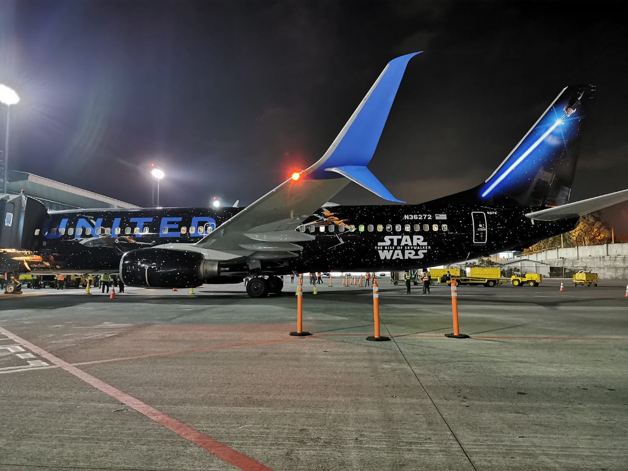 La aerolínea United se alió con Disney y LucasFilms para poder llevar a cabo la promoción del filme Star Wars: El ascenso de Skywalker (Foto Prensa Libre: María René Gaytán)