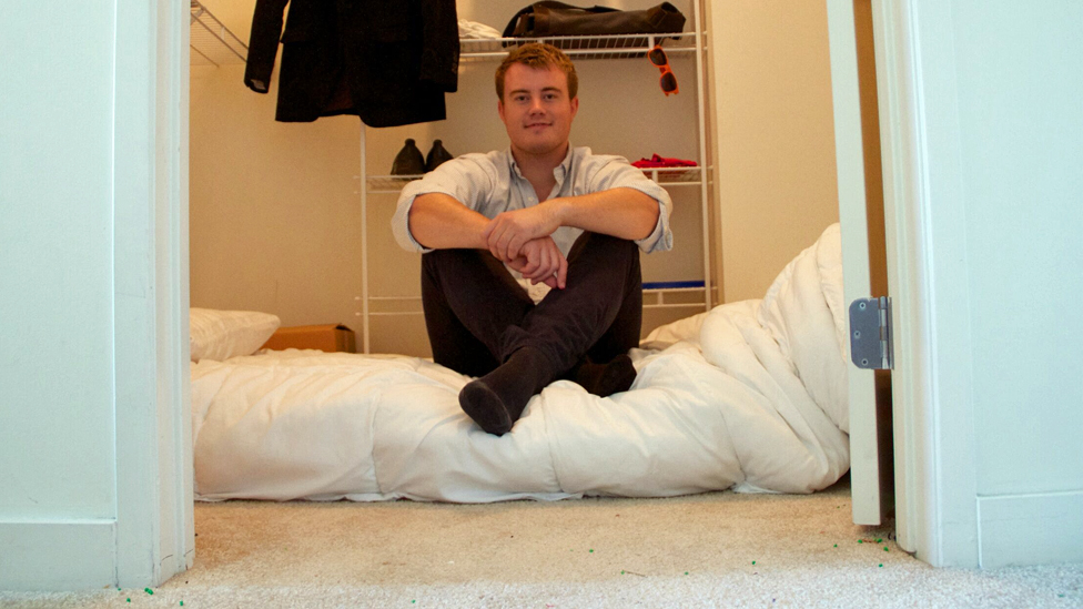 Mathias pasó 12 semanas viviendo en un armario en Silicon Valley. (Foto Prensa Libre: Mathias Mikkelsen)