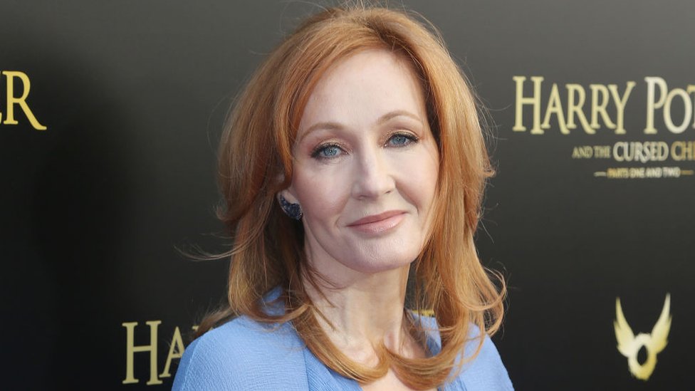 J.K. Rowling es conocida mundialmente por ser la autora de la saga "Harry Potter".