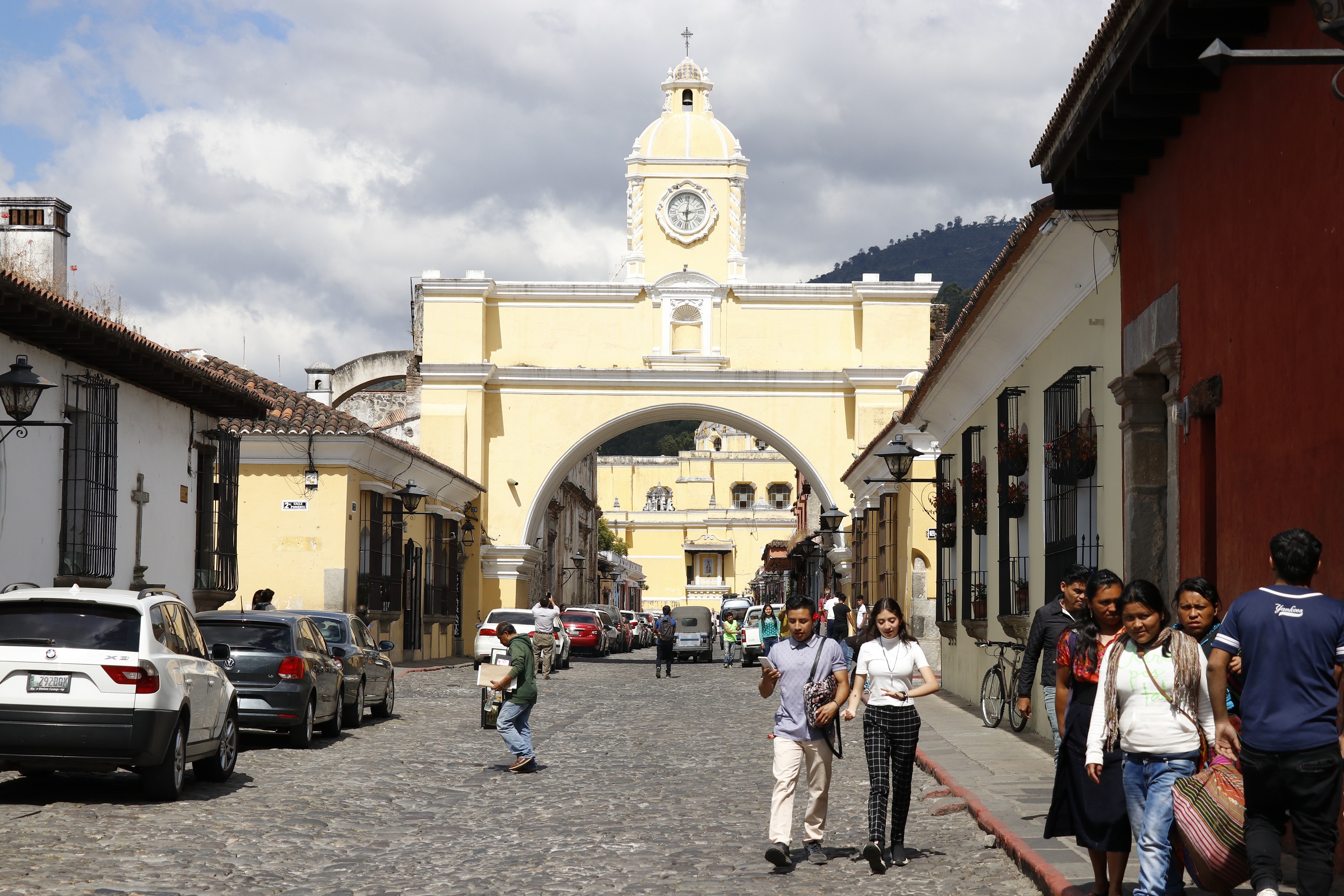 La Calle del Arco será el espacio donde se desarrollarán varias actividades durante las fiestas de fin de año. (Foto Prensa Libre: Julio Sicán)