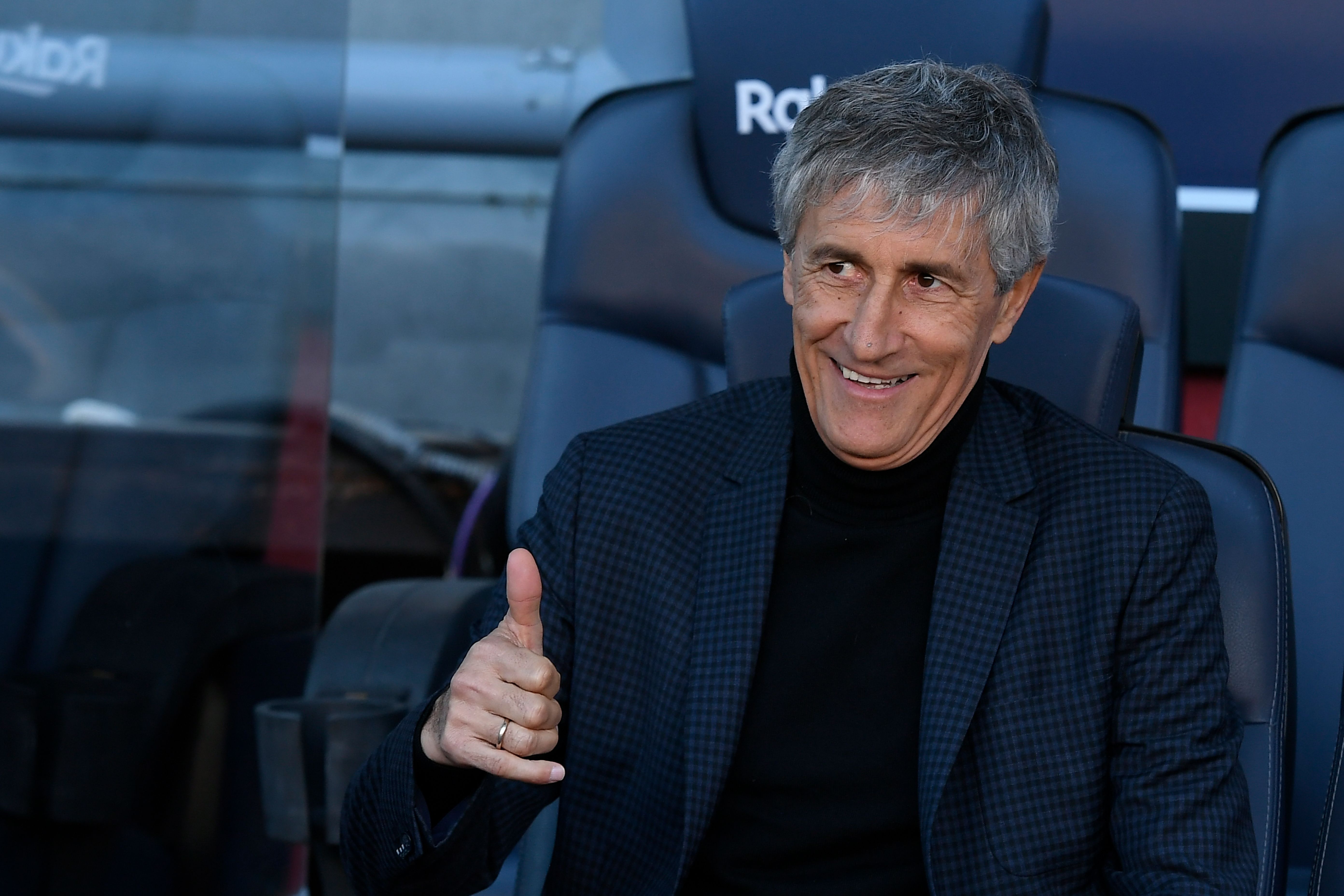 Quique Setien espera imponer su filosofía al frente del FC Barcelona. (Foto Prensa Libre: AFP)