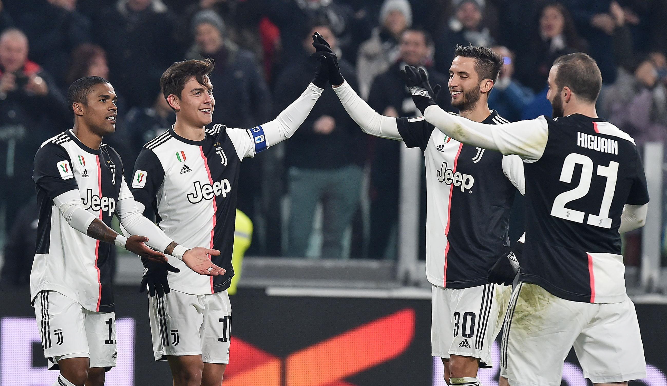 Los jugadores de la Juve celebran el triunfo. (Foto Prensa Libre: EFE)