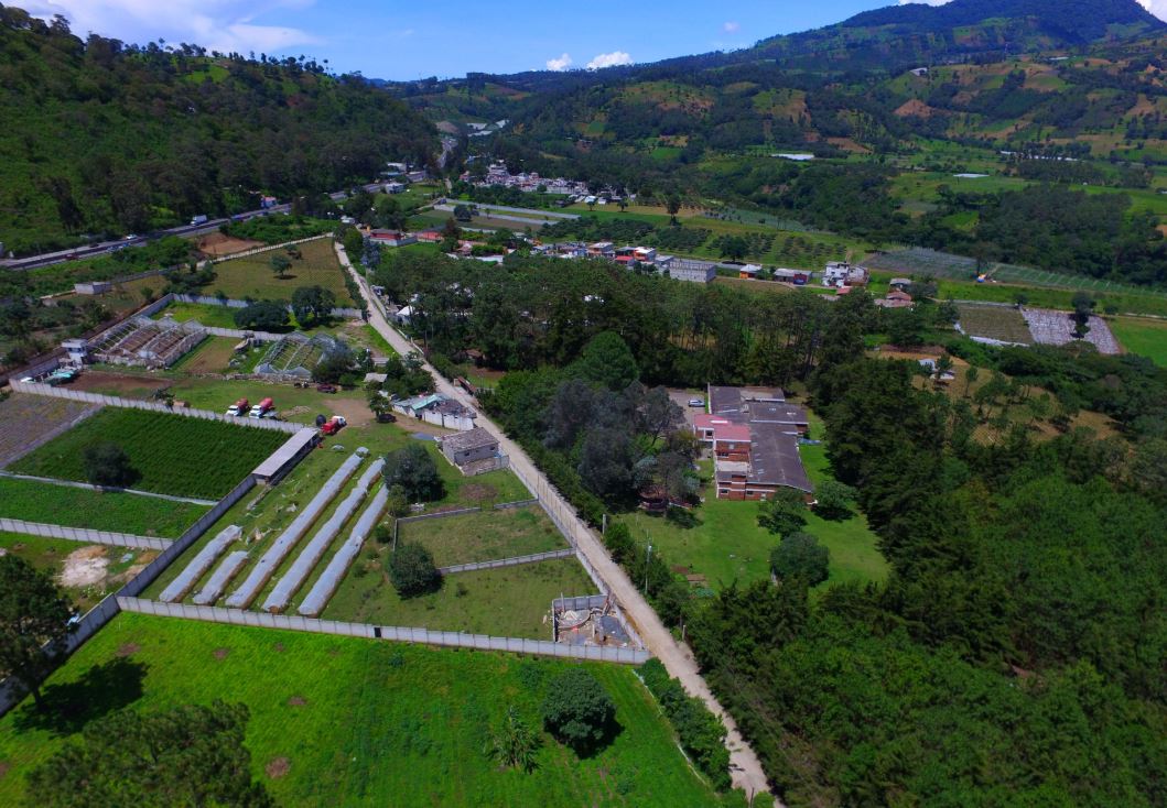 Esta es la carretera por la cual el MP señaló de concusión a la diputada Delia Bac, pero la CSJ rechazó el caso. (Foto Prensa Libre: Hemeroteca PL)
