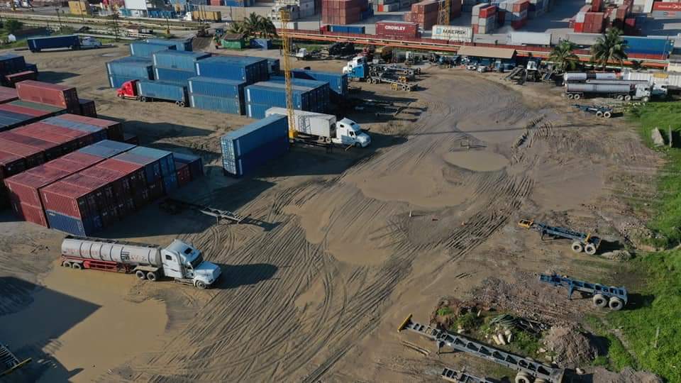 El patio 14 que también es conocido como El Arenal en la Empornac sería el lugar donde se cedería para la construcción de una nueva terminal. (Foto Prensa Libre: Dony Stewart) 