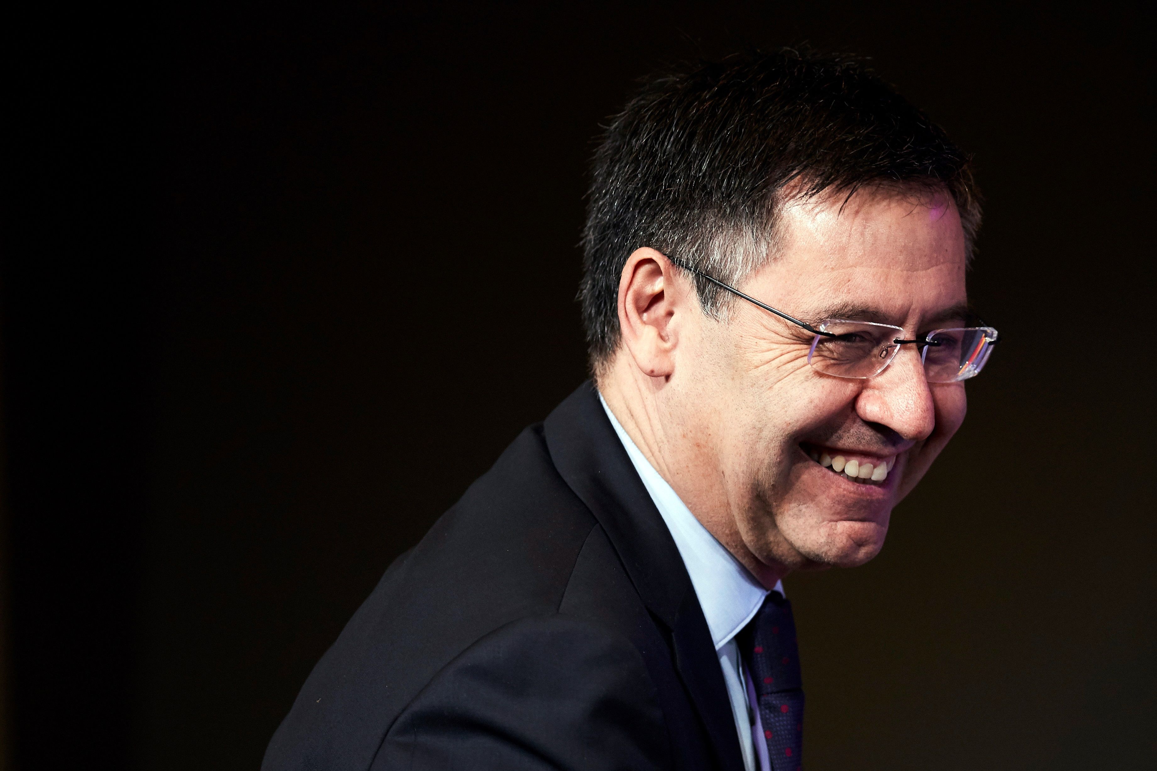 El presidente del FC Barcelona, Josep Maria Bartomeu, asegura que no han hecho algo en contra de sus futbolistas. (Foto Prensa Libre: EFE)