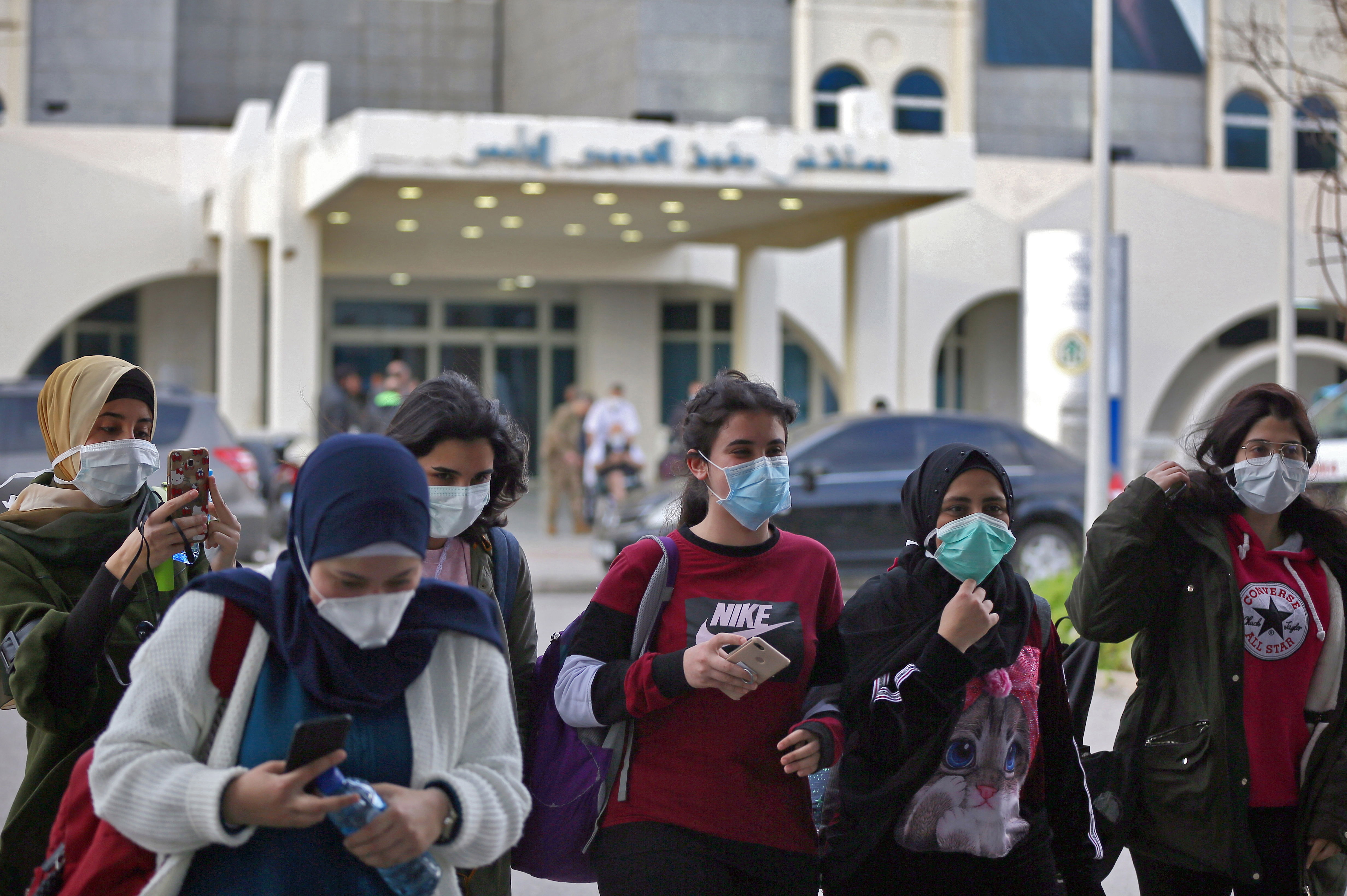 El coronavirus mantiene en alerta máxima sanitaria a varios países. (Foto Prensa Libre: EFE)