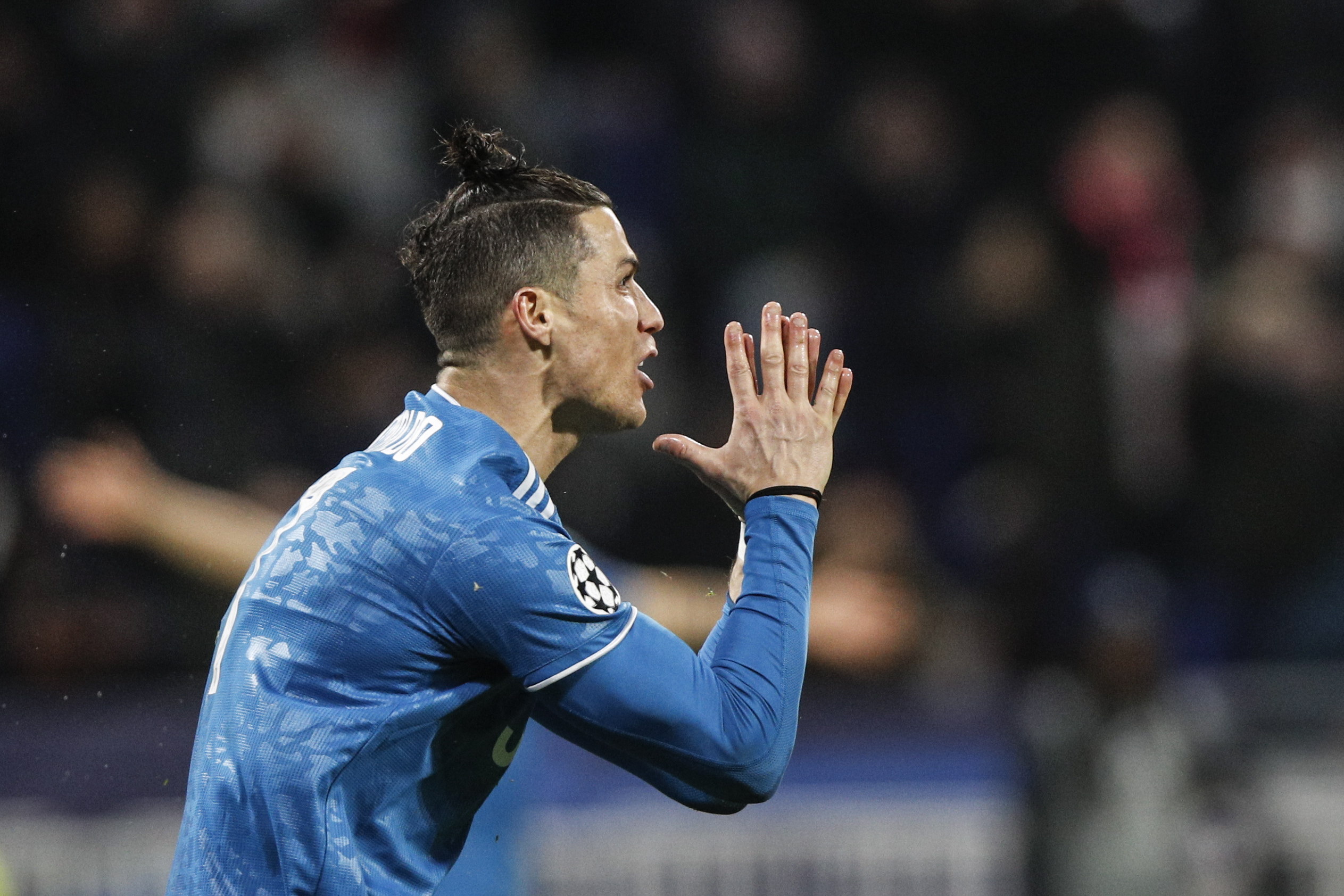 Lyon (France), 26/02/2020.- Cristiano Ronaldo of Juventus FC reacts during the UEFA Champions League round of 16 first leg soccer match between Olympique Lyon and Juventus FC in Lyon, France, 26 February 2020. (Liga de Campeones, Francia) EFE/EPA/YOAN VALAT