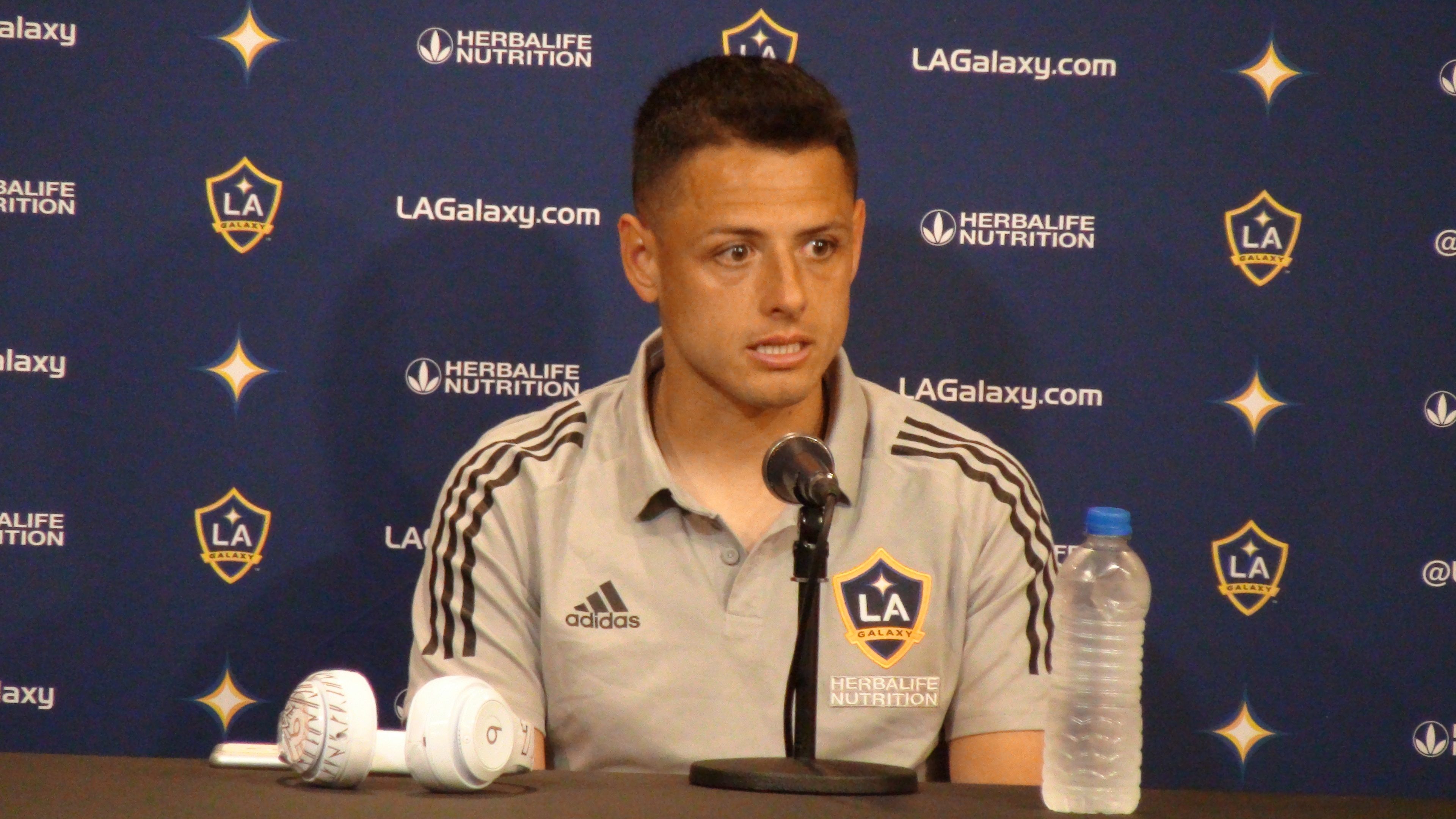 Javier Hernández actualmente milita en el Galaxy de Los Ángeles, de la Liga MLS. (Foto Prensa Libre: EFE).