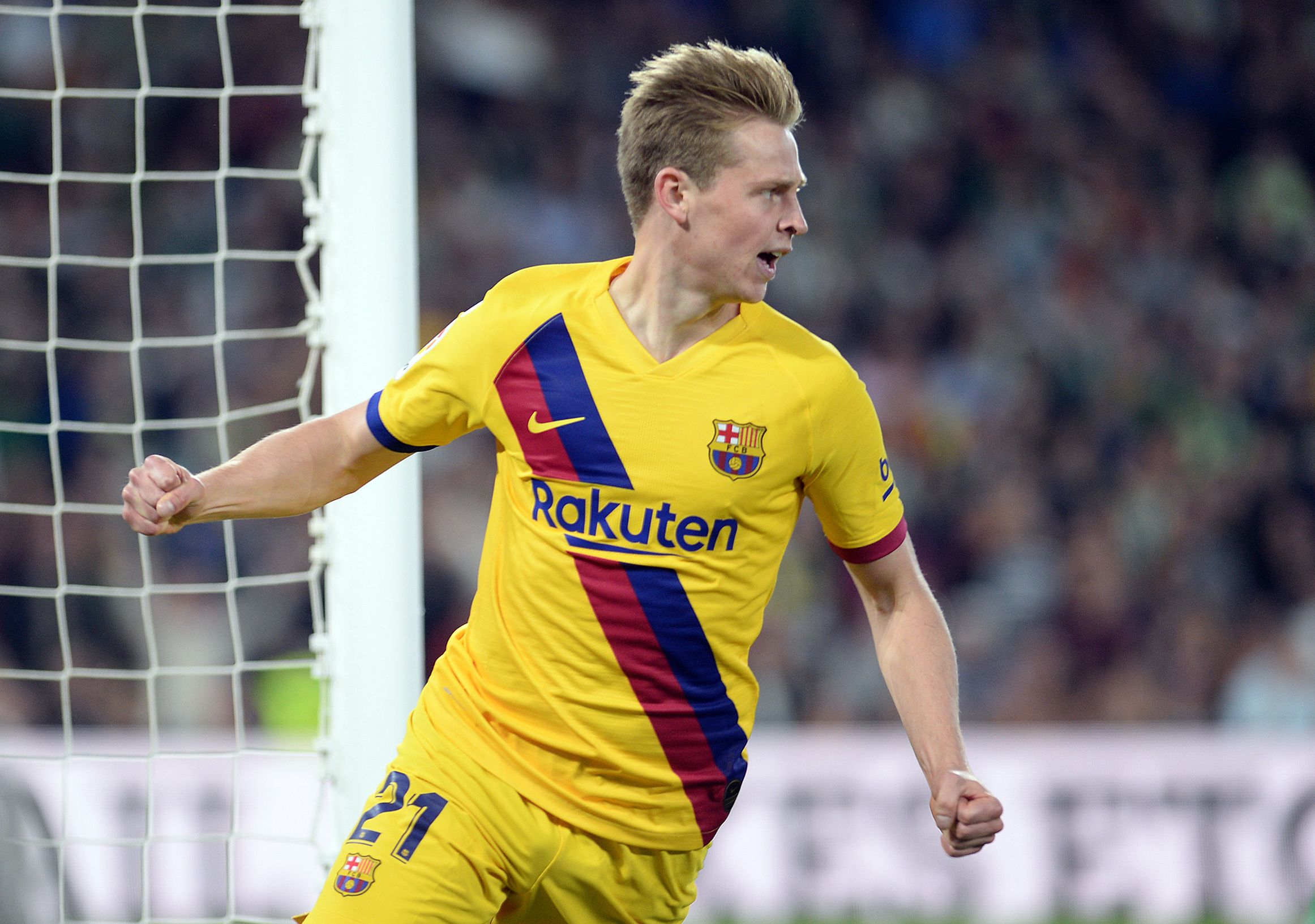 El mediocampista holandés Frenkie de Jong no ha logrado mostrar todo su talento en el Barcelona. (Foto Prensa Libre: AFP)