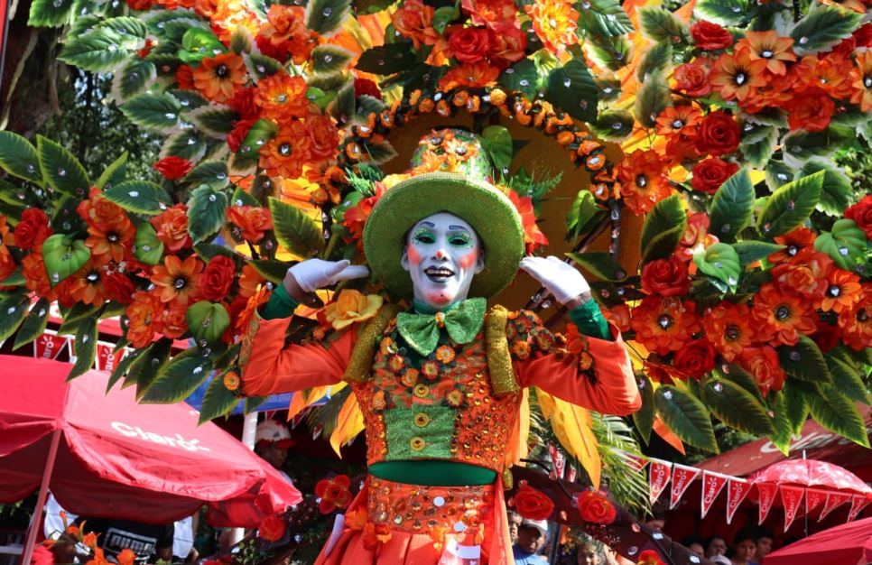 Color y algarabía en el Carnaval Mazateco 2020. Fotografía Prensa Libre: Marvin Túnchez.