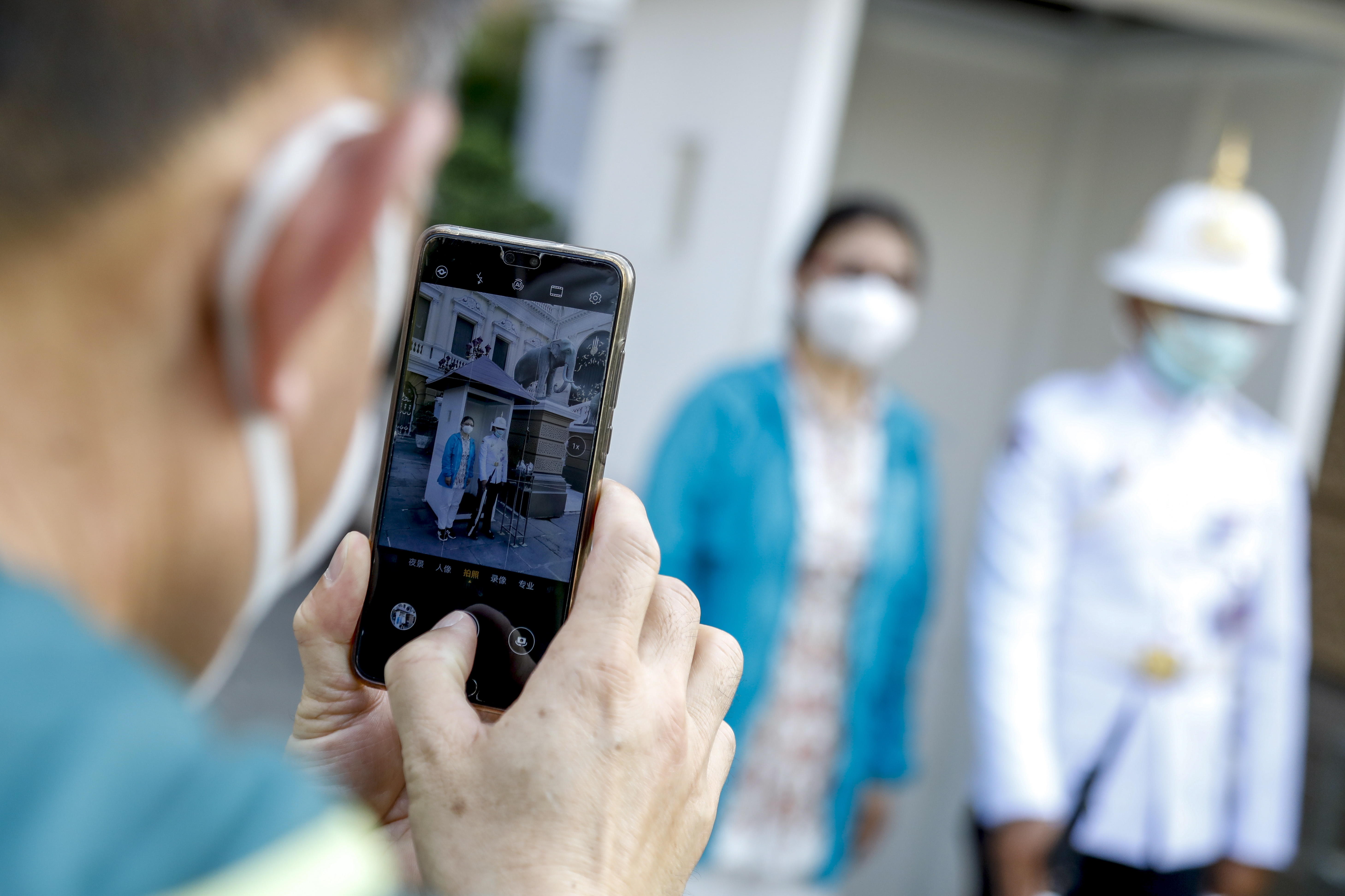 La alerta internacional por el brote del coronavirus continúa. (Foto Prensa Libre: EFE)