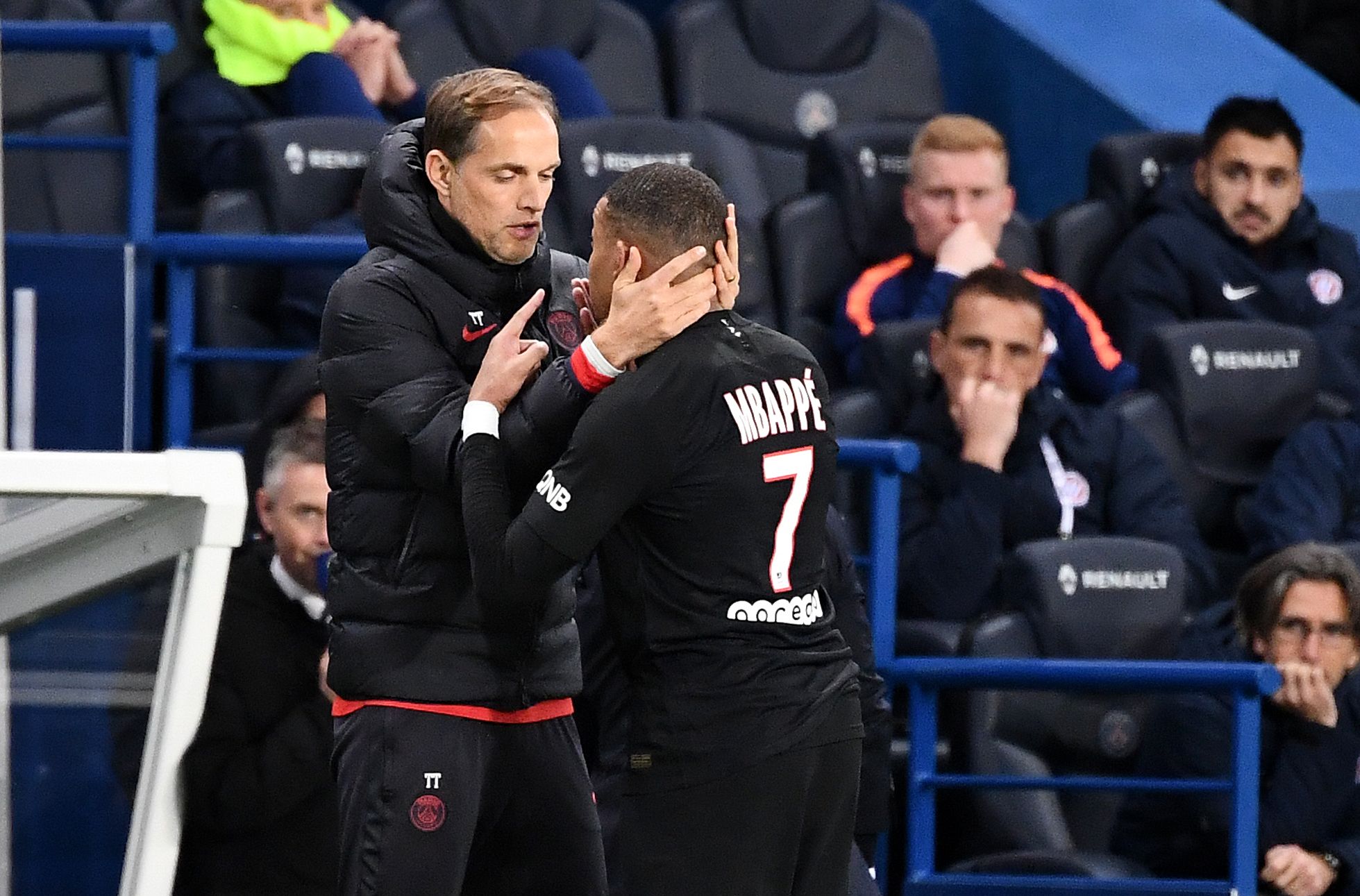 Touchel y Mbappé fueron los protagonistas en el duelo del PSG. (Foto Prensa Libre: AFP)