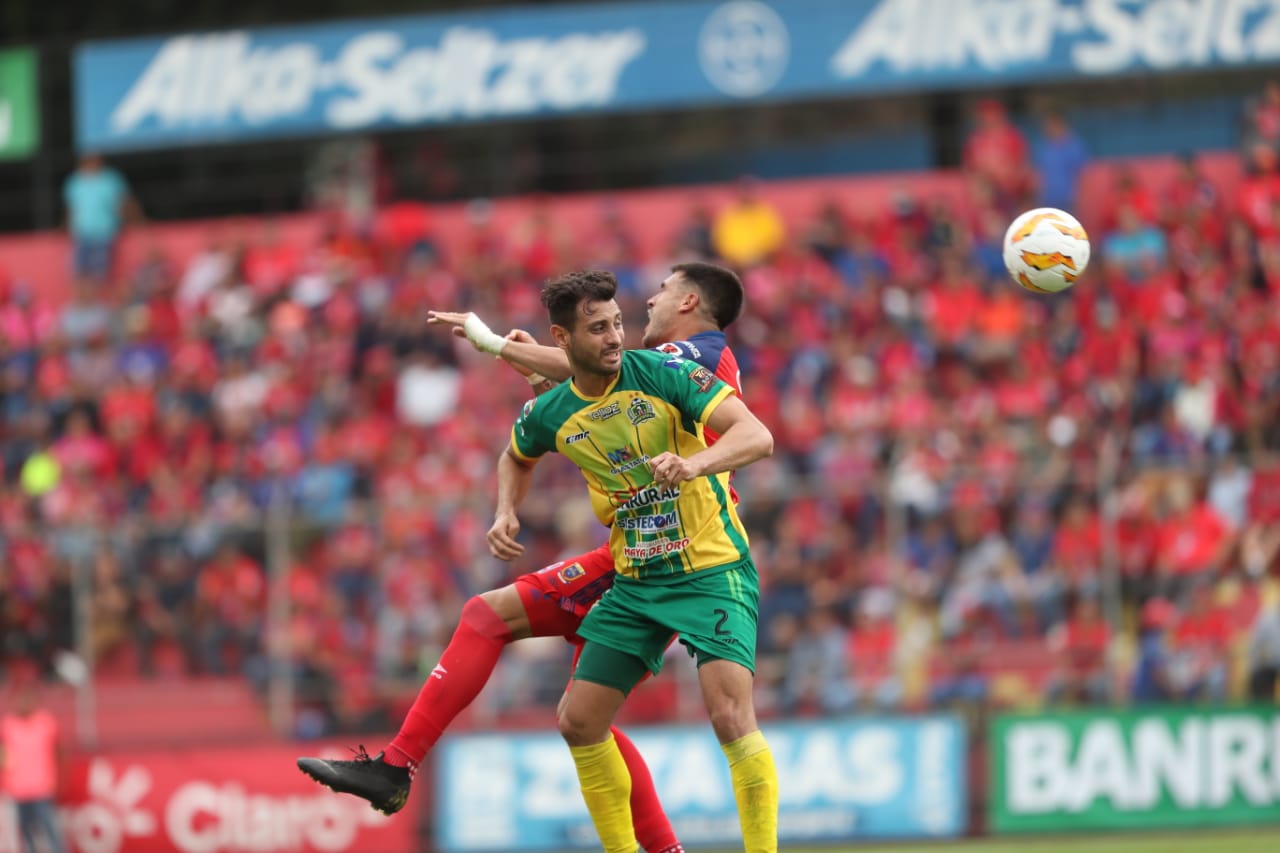 Guastatoya complicó a los rojos en el arranque de la fecha 9. (Foto Prensa Libre: Francisco Sánchez)