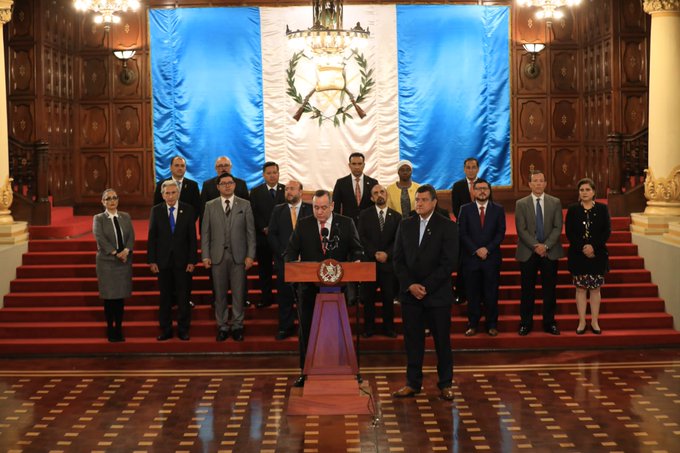 El presidente Alejandro Giammattei durante la conferencia de prensa. (Foto Prensa Libre: Presidencia).