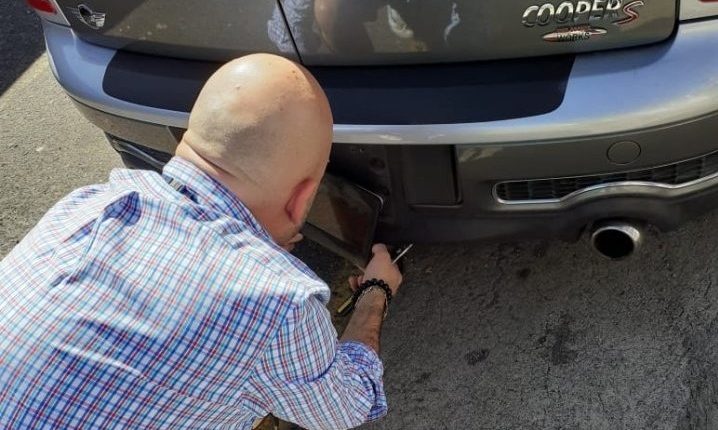 Un nuevo lote de placas de circulación licitará la SAT este año. (Foto Prensa Libre: Hemeroteca) 