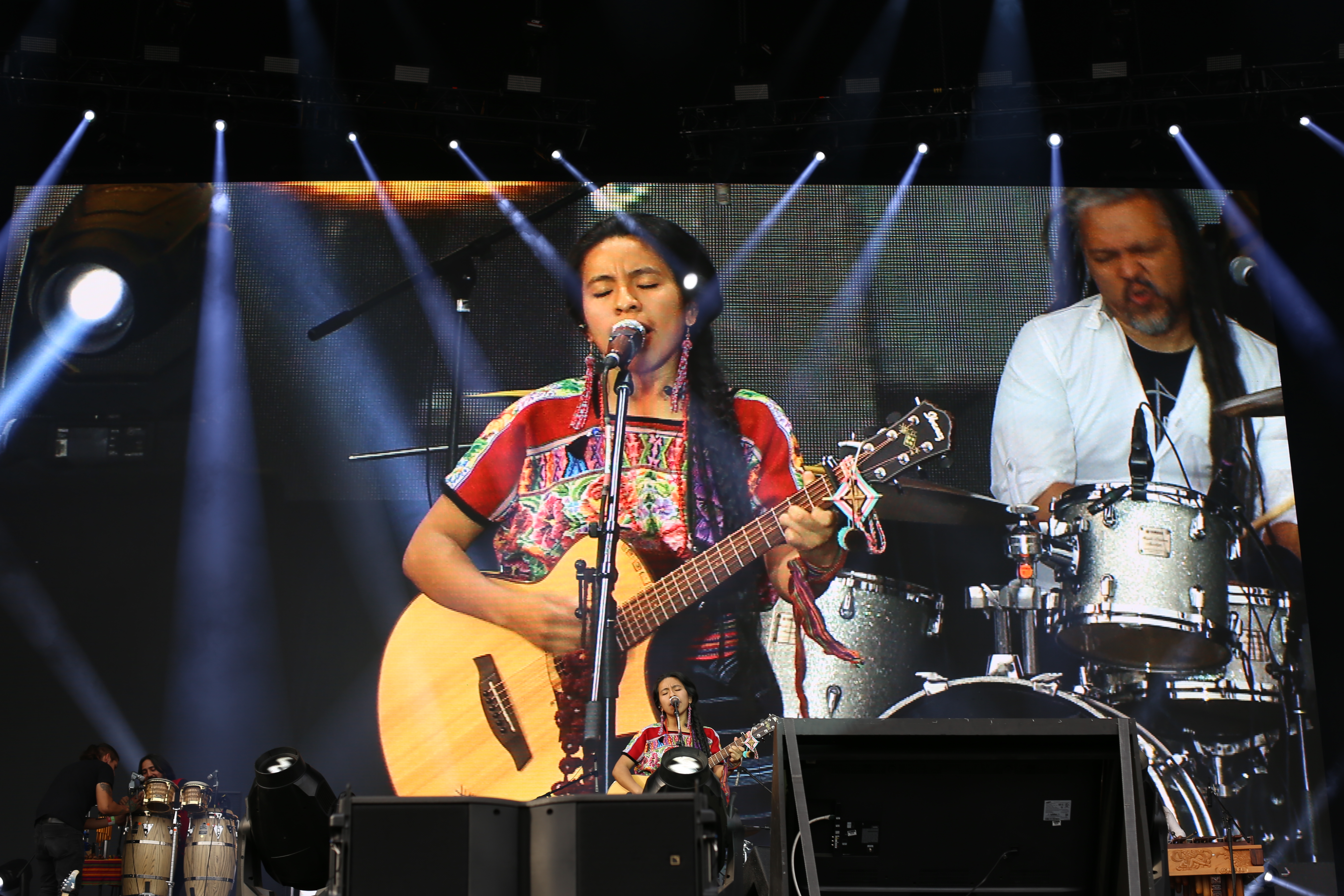 Sara Curruchich se presentó el pasado 7 de marzo en el concierto "Tiempo de Mujeres", que se celebró en el Zócalo de la Ciudad de México. (Foto Prensa Libre: cortesía Sara Curruchich).