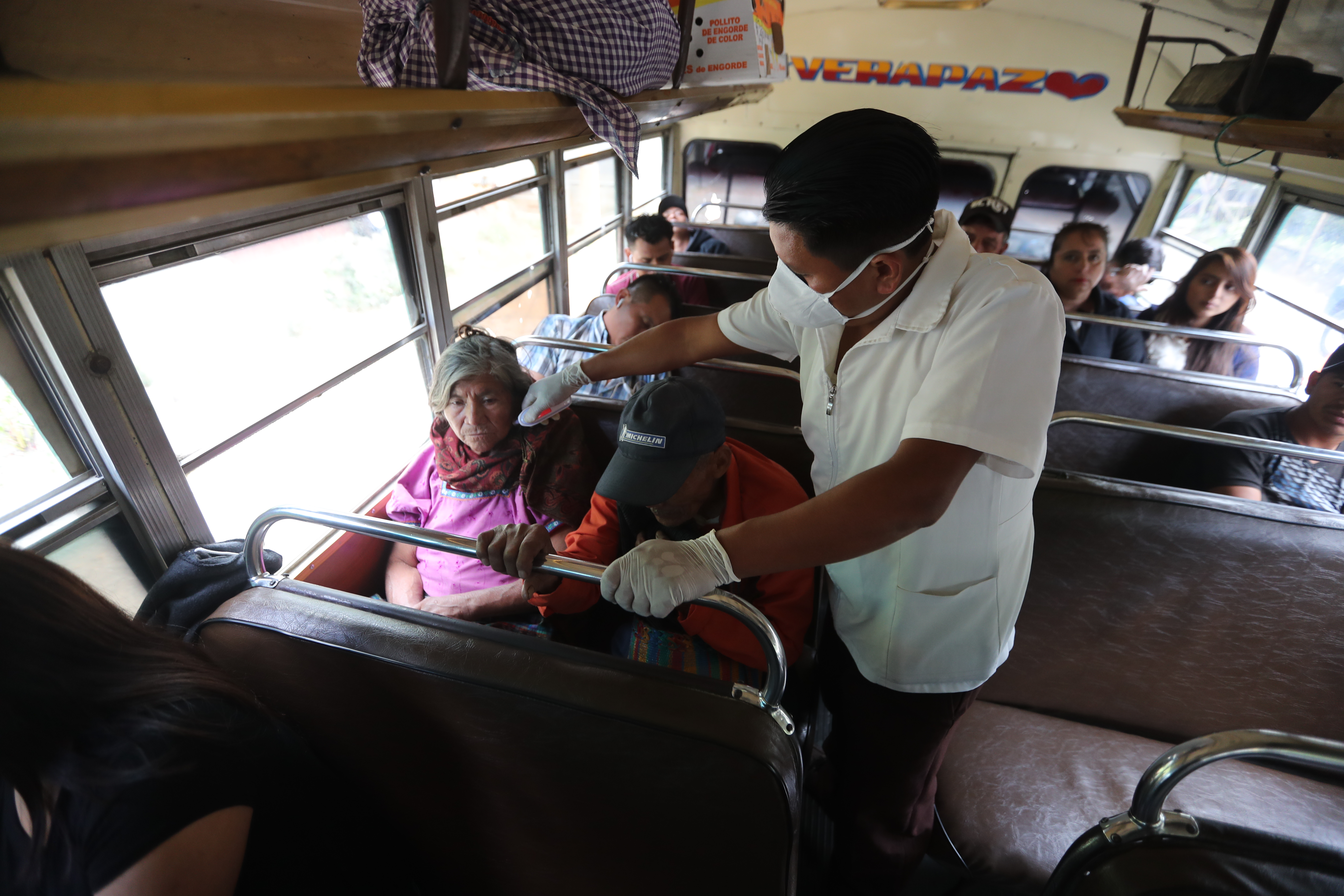 El servicio de transporte público se prepara para retomar sus actividades en medio de la crisis del coronavirus. (Foto Prensa Libre: Hemeroteca PL)
