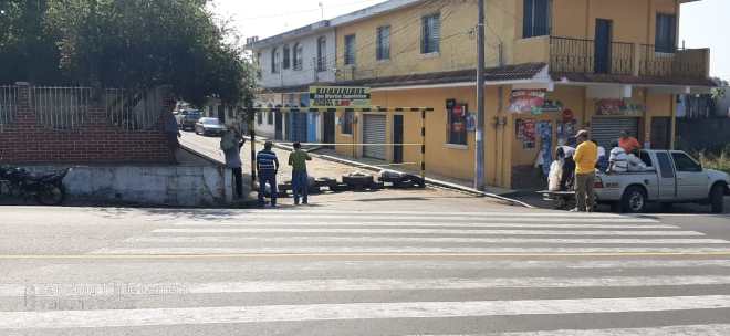 Autoridades piden a vecinos de Retalhuleu que no salgan de sus viviendas. Foto Prensa Libre: Rolando Miranda