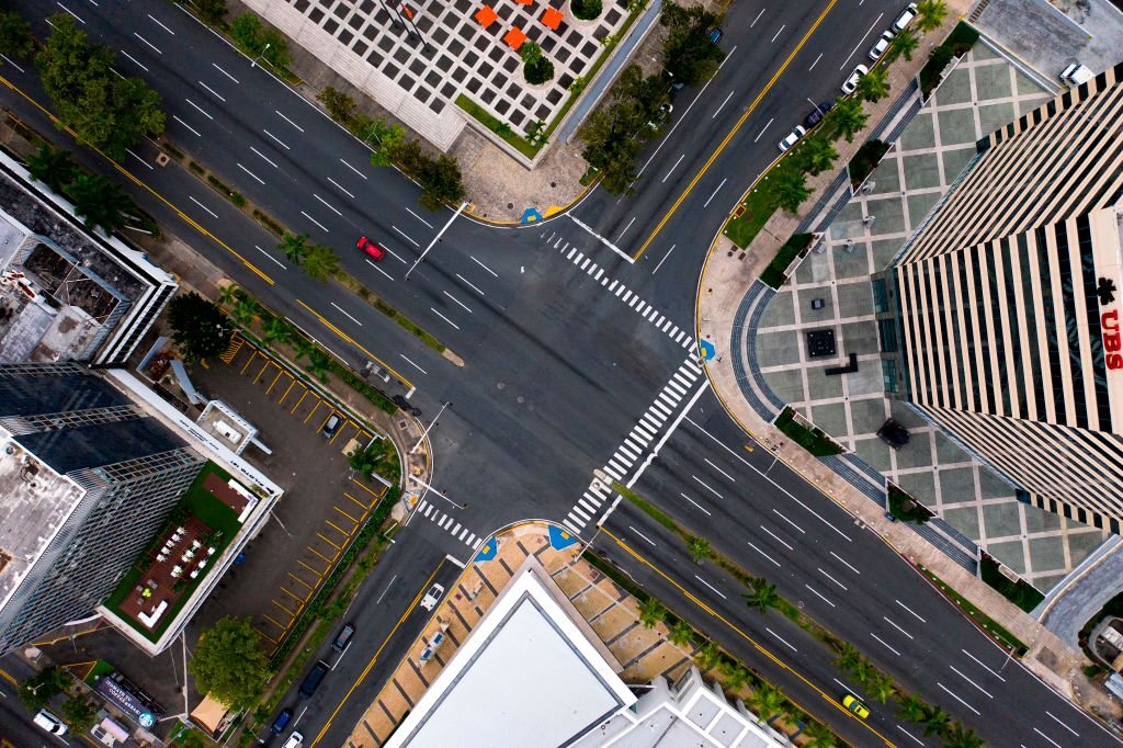 Una ciudad se dividiría en zonas y estas, a su vez, en células que gradualmente se designarían "verdes". (Foto Prensa Libre: Getty Images)