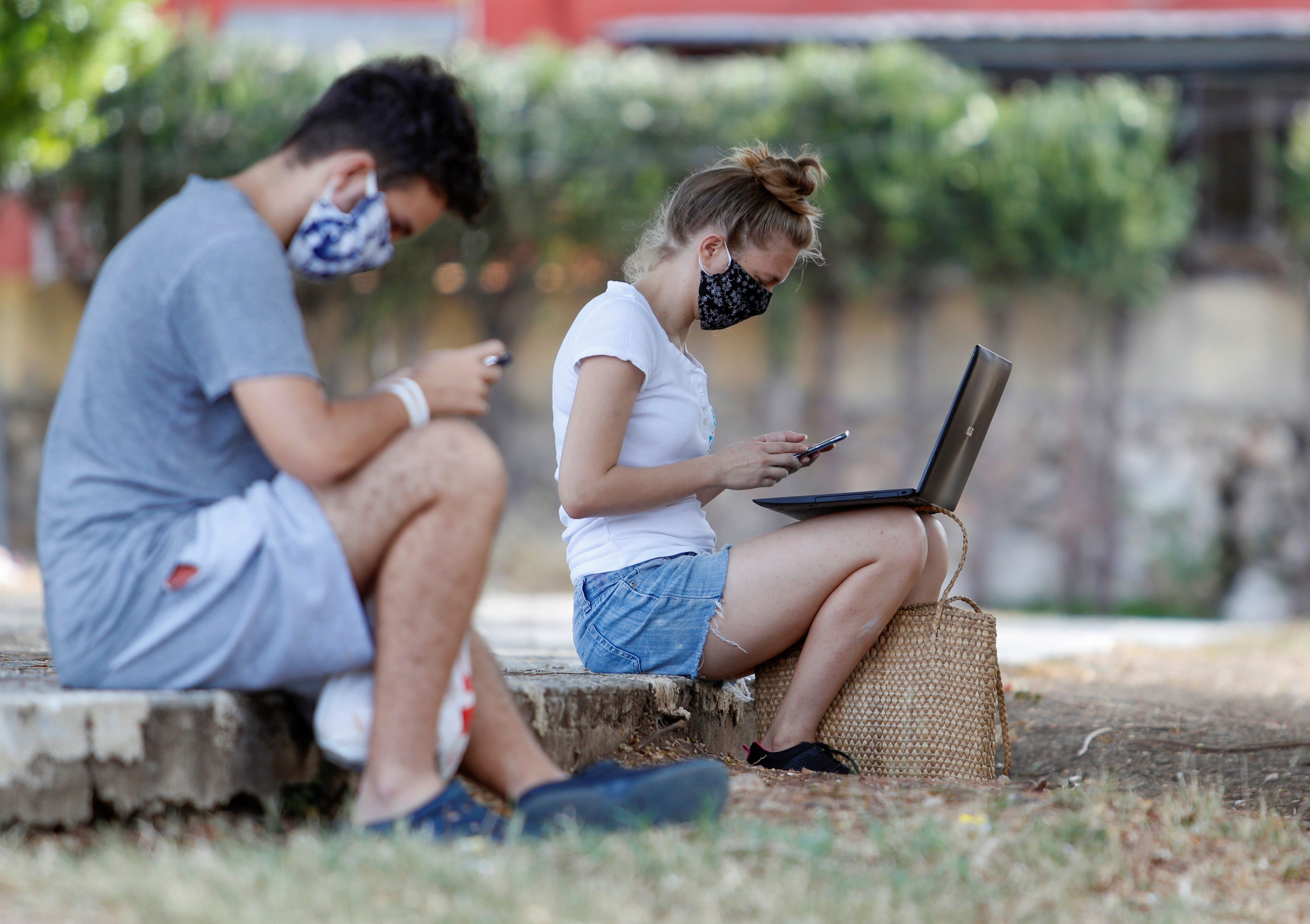 La población se enfrenta ante un panorama de aumento del desempleo. (Foto Prensa Libre: EFE)