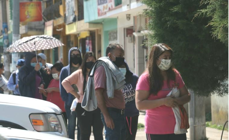 En opinión del sector empresarial las nuevas medidas crearon un efecto contrario y hacen un llamado al gobierno a hacer correcciones. (Foto Prensa Libre: Raúl Juárez)